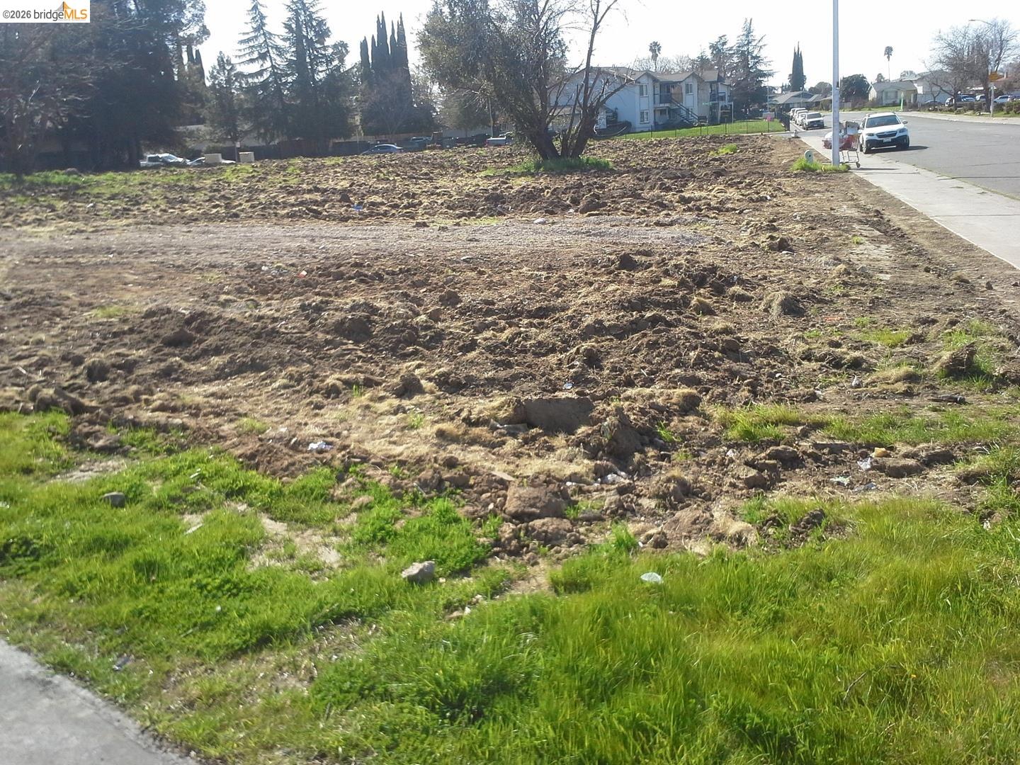 7200 Meadowgate DR, Sacramento CA 95823 — photo 11