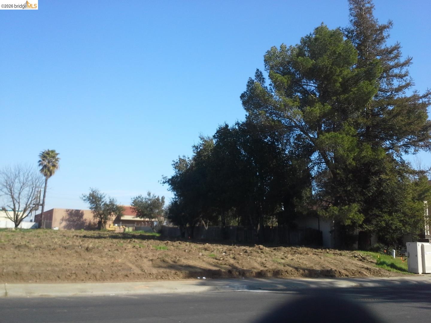 7200 Meadowgate DR, Sacramento CA 95823 — photo 10