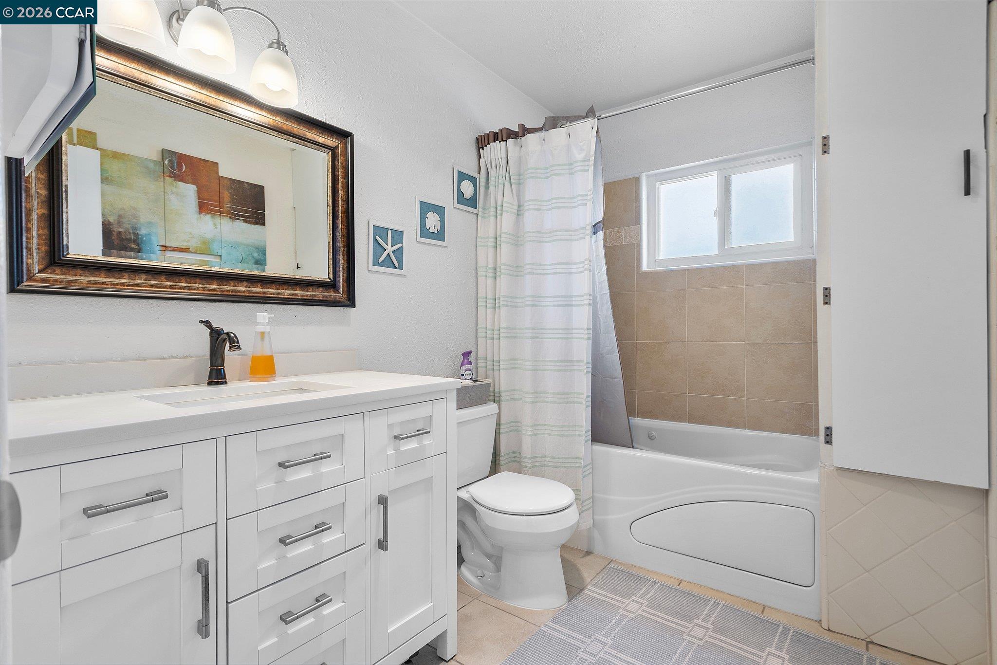 Photo #6: 41134361 Listing: Photo #6