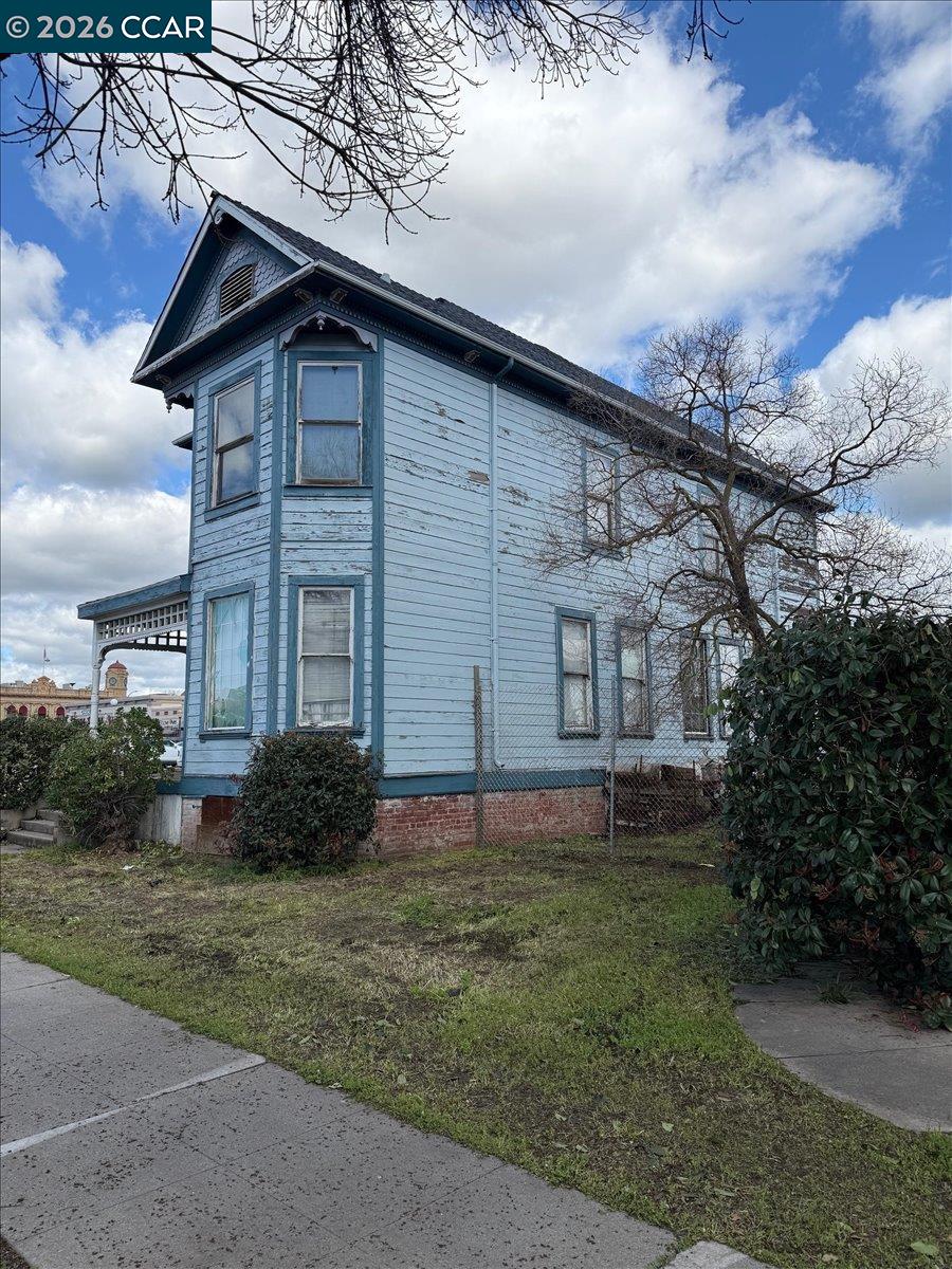 151 S 3Rd Ave, Oakdale CA 95361 — photo 32
