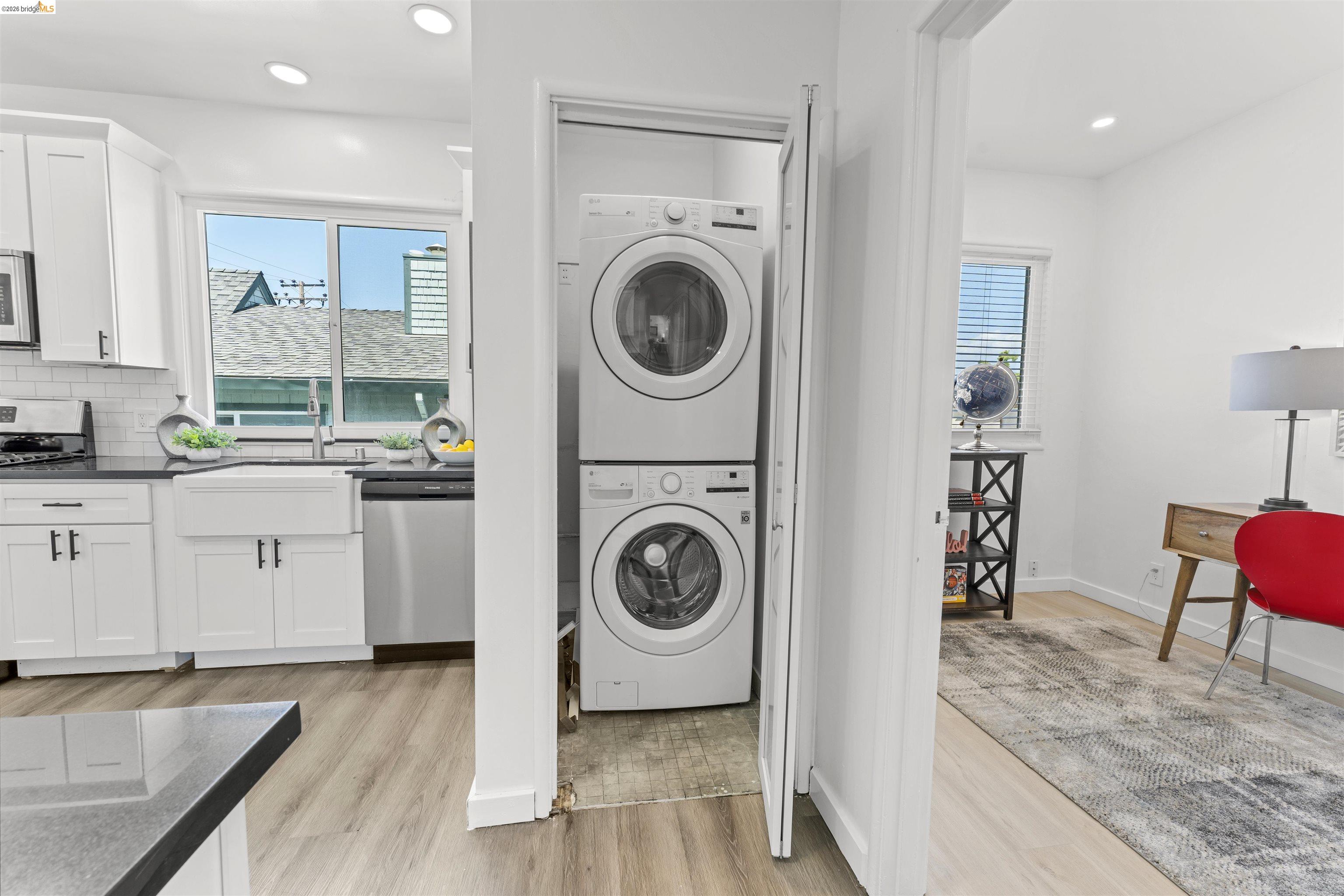 2832 Summit St, Oakland CA 94609 — photo 11
