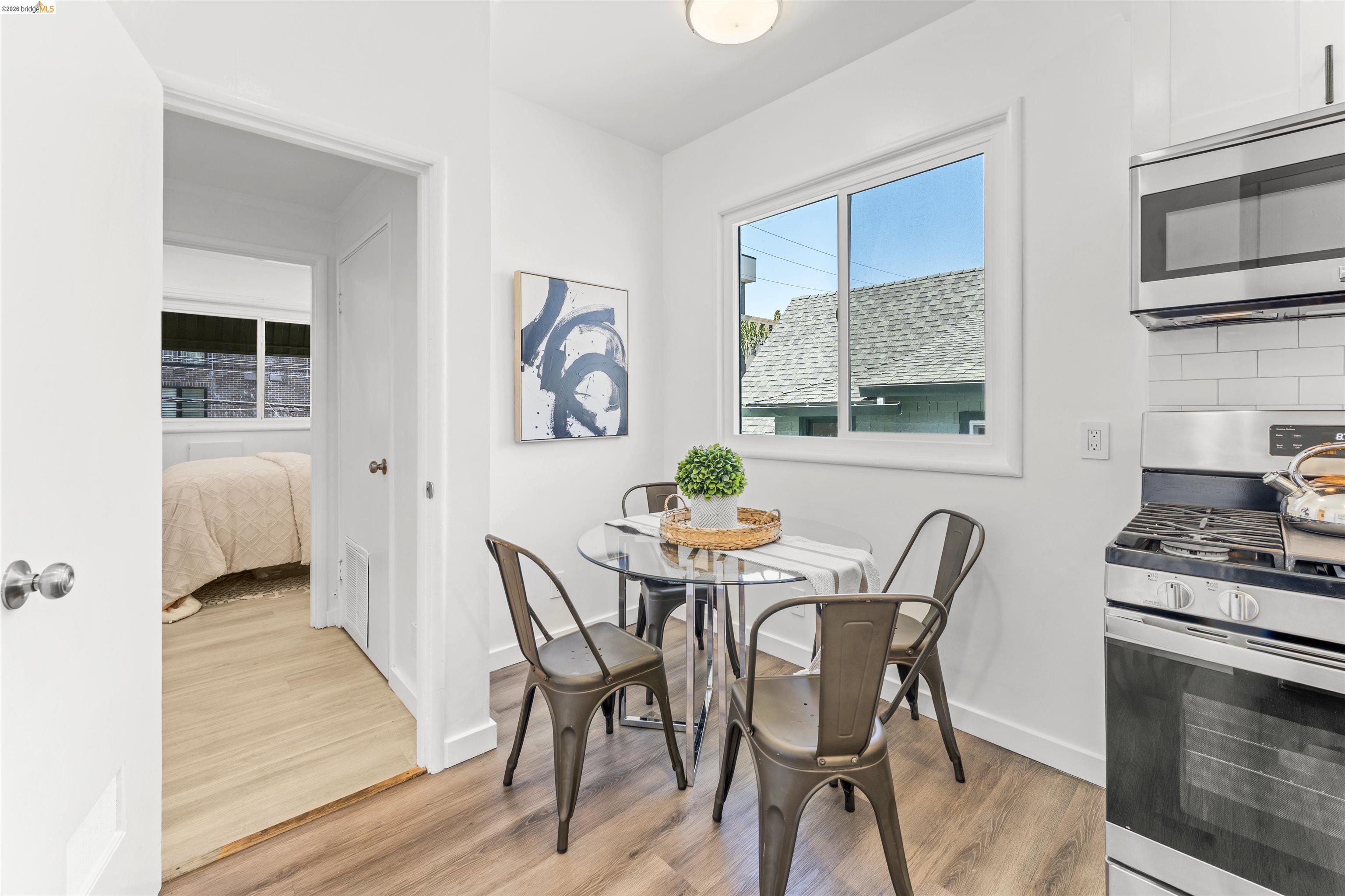 2832 Summit St, Oakland CA 94609 — photo 6