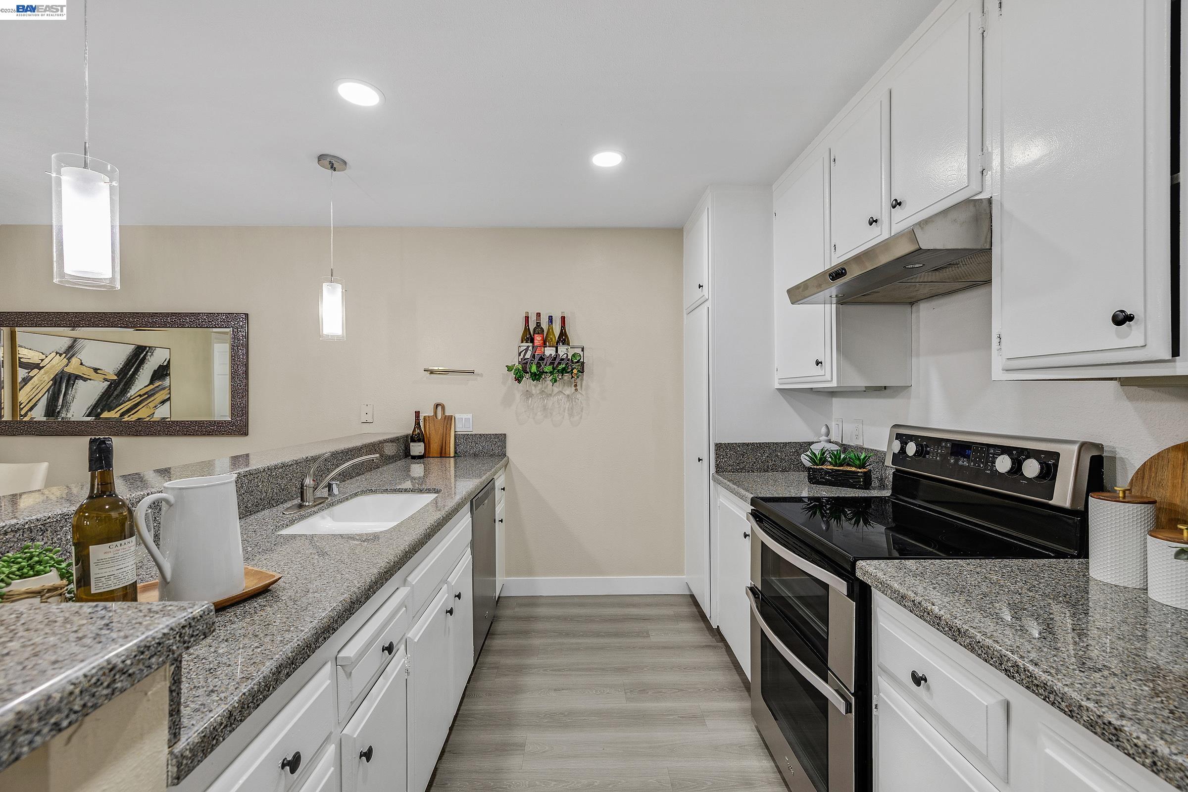 Photo #14: 41134393 Listing: Photo #14