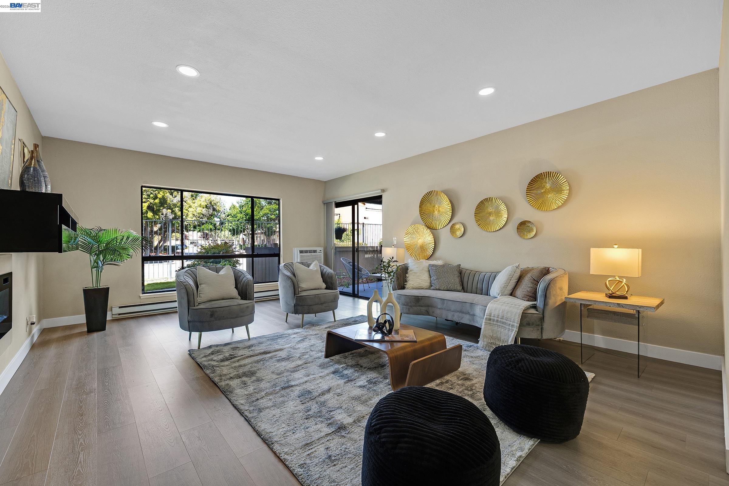 Photo #3: 41134393 Listing: Photo #3