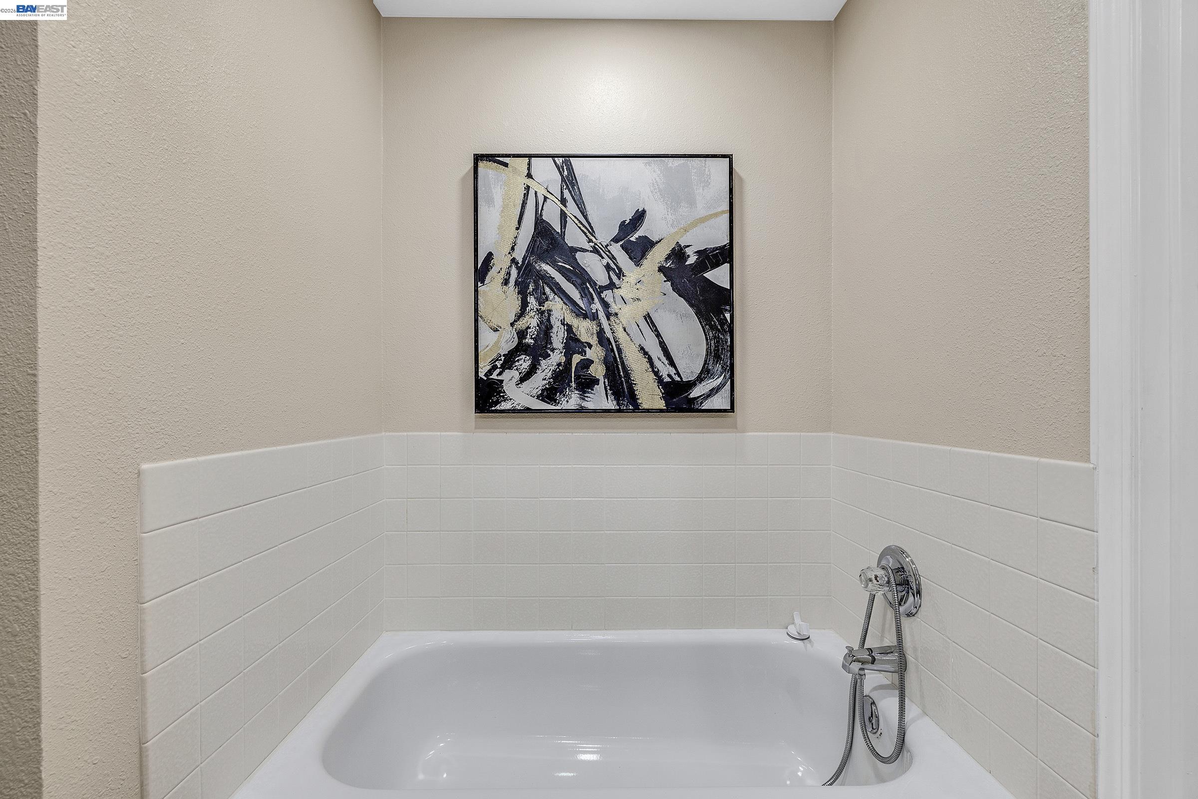 Photo #22: 41134393 Listing: Photo #22