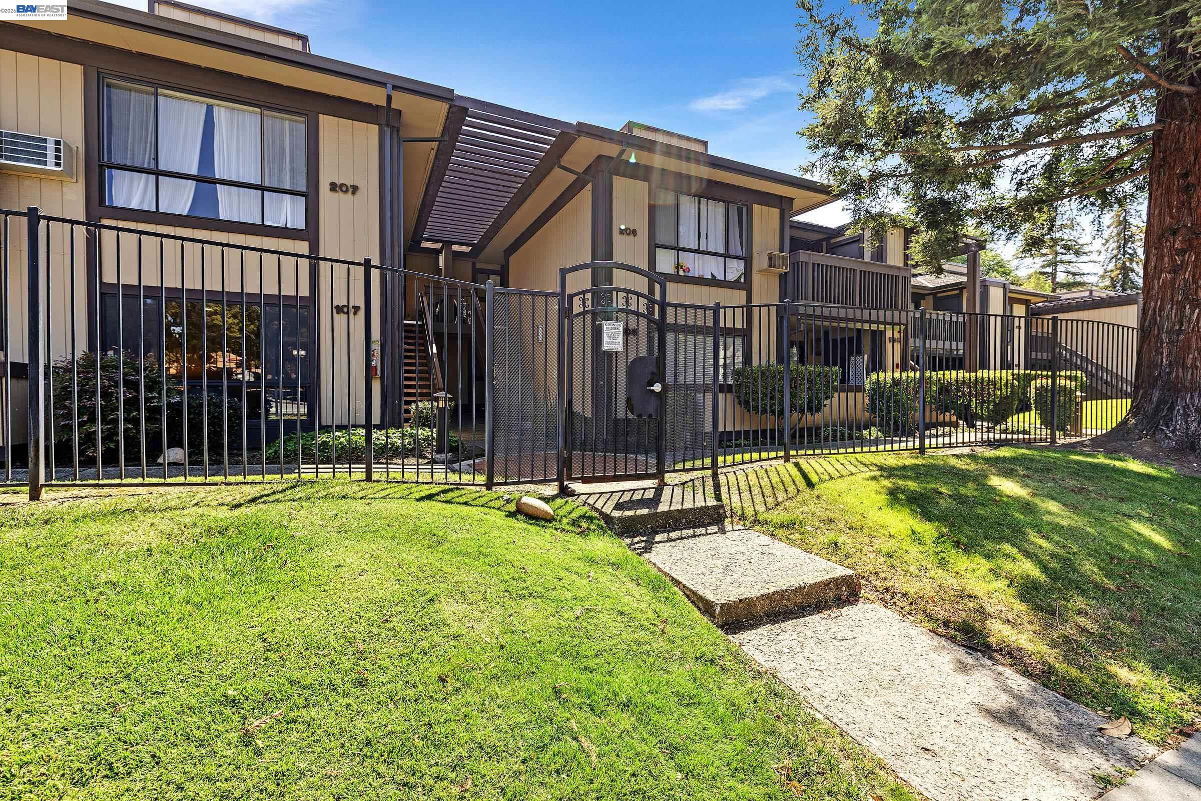 Photo #41: 41134393 Listing: Photo #41