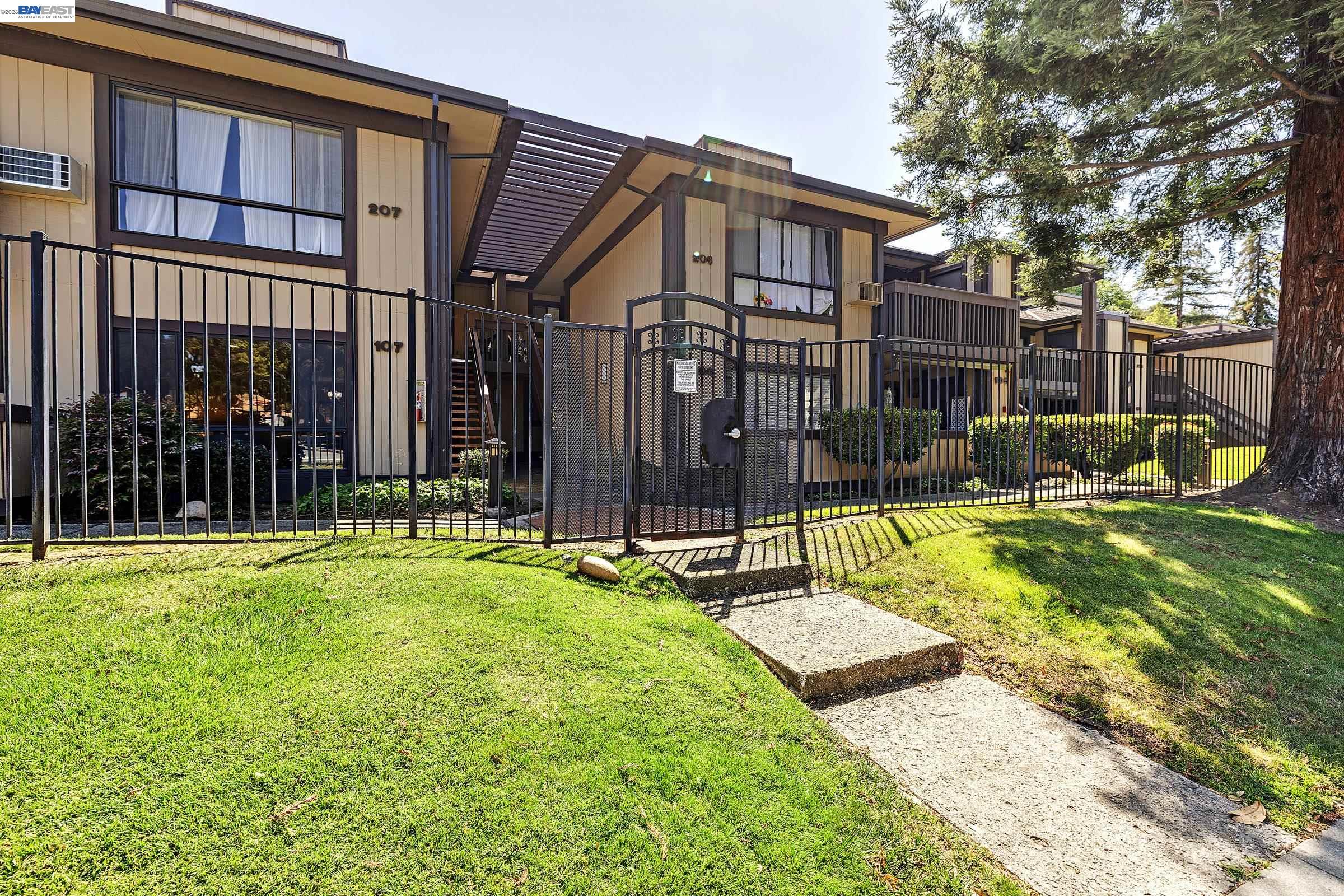 Photo #43: 41134393 Listing: Photo #43