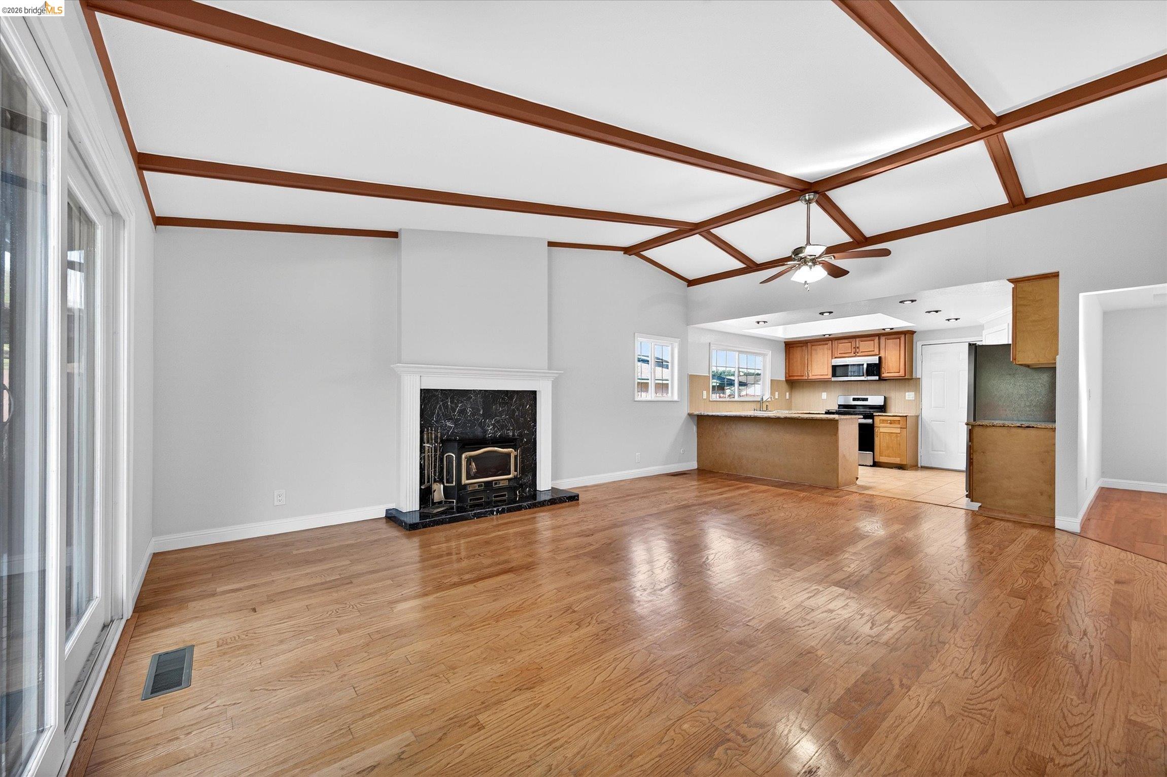 901 Helix Dr, Concord CA 94518 — photo 12