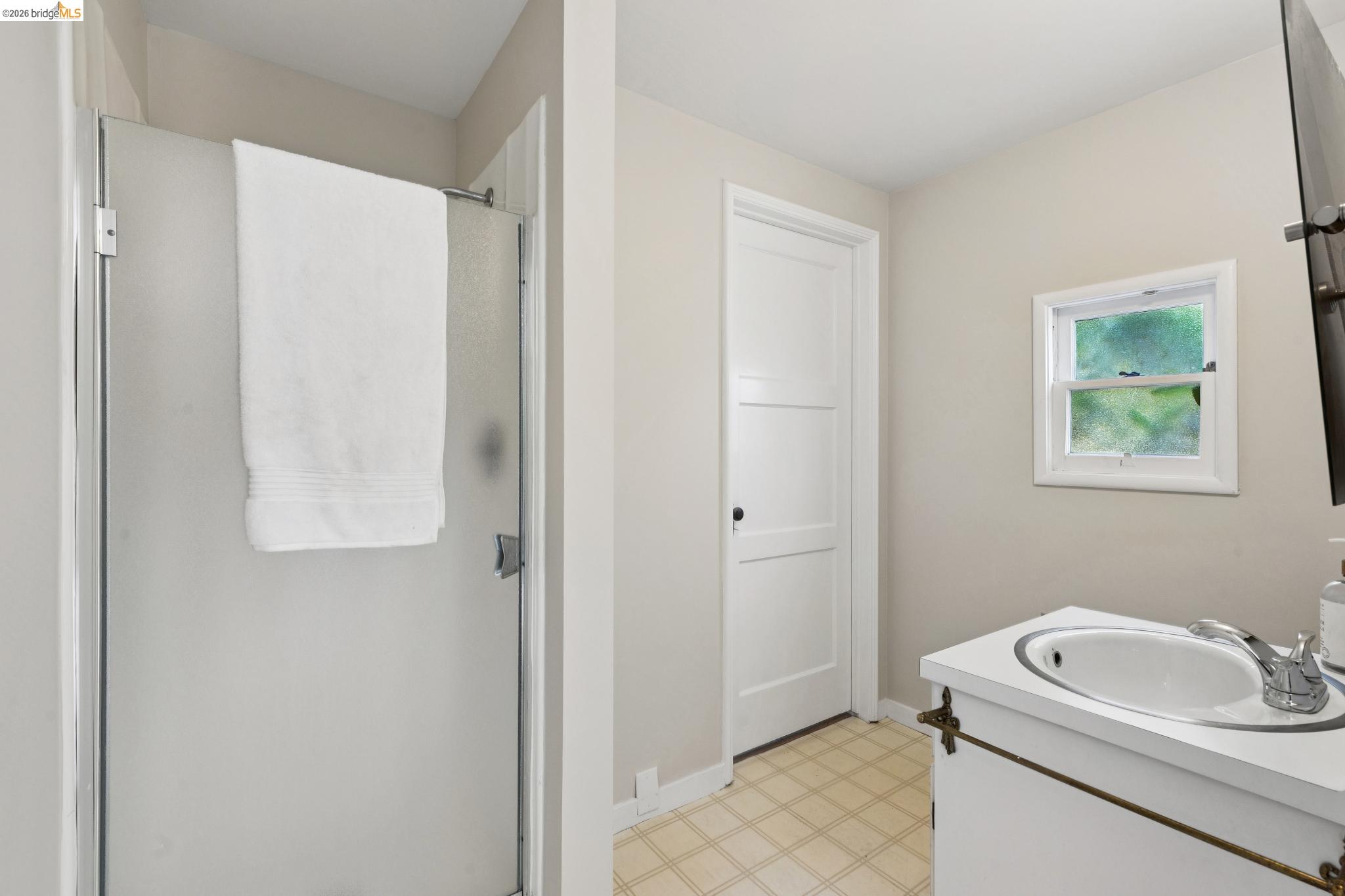 5430 Proctor Ave, Oakland CA 94618 — photo 44