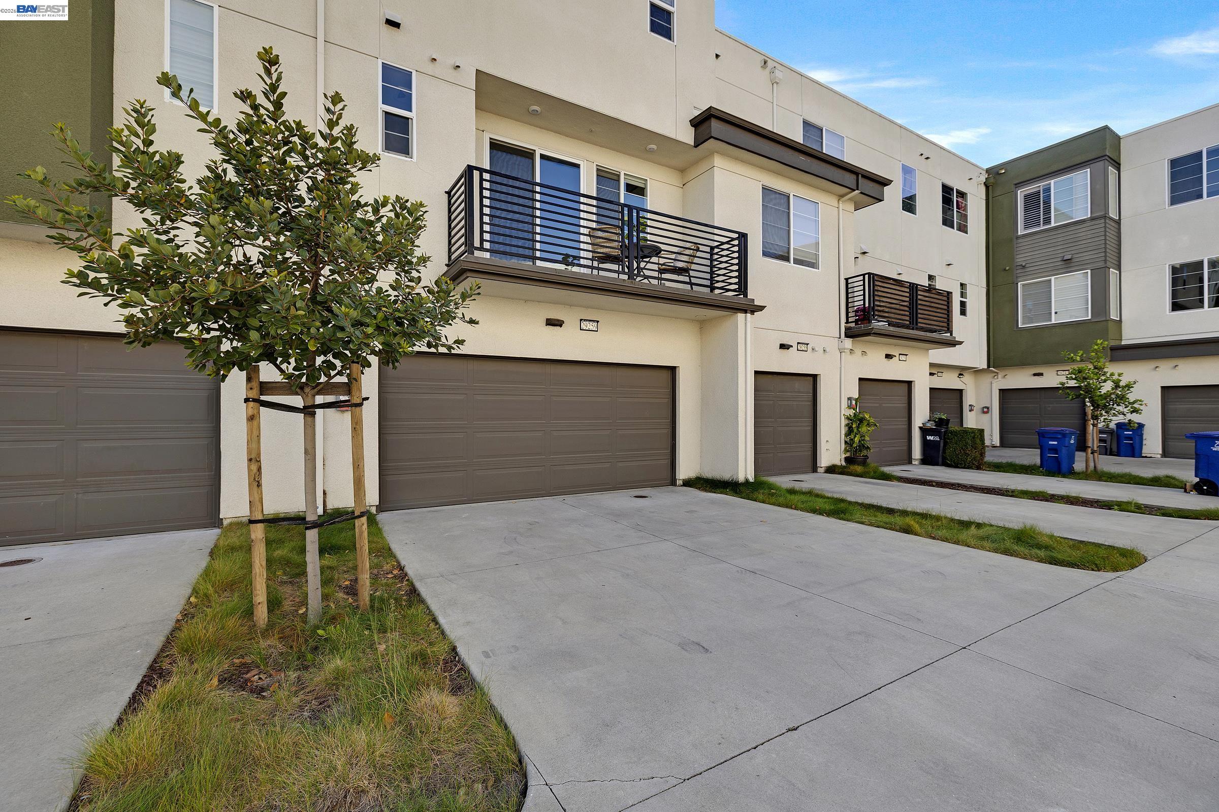 Photo #3: 41134399 Listing: Photo #3