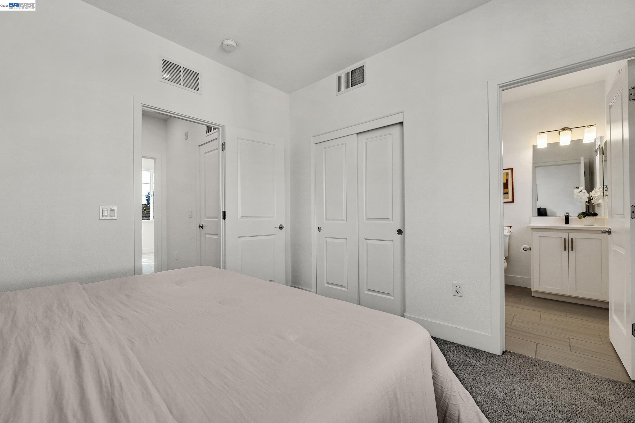 Photo #23: 41134399 Listing: Photo #23