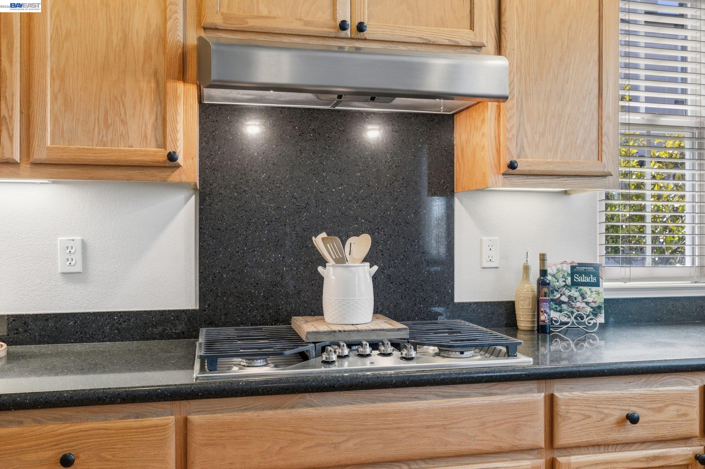 Photo #13: 41134423 Listing: Photo #13