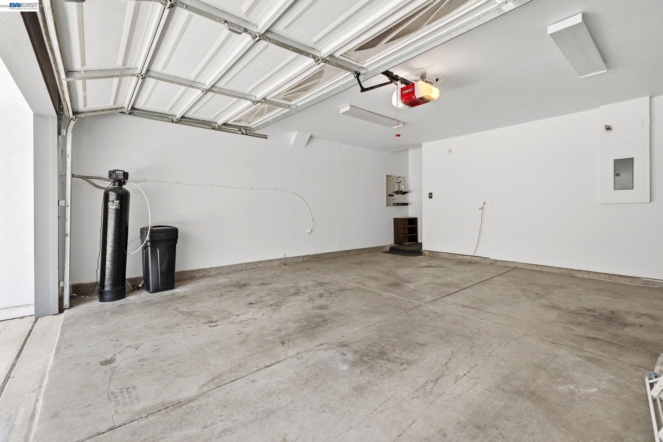 Photo #26: 41134423 Listing: Photo #26