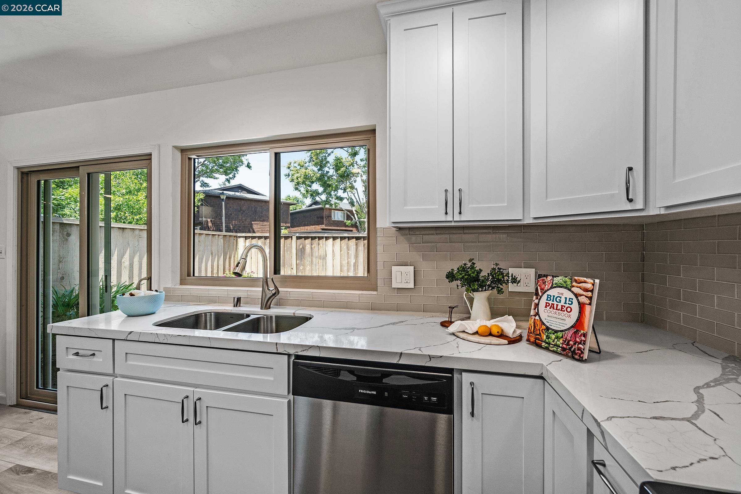 Photo #15: 41134426 Listing: Photo #15