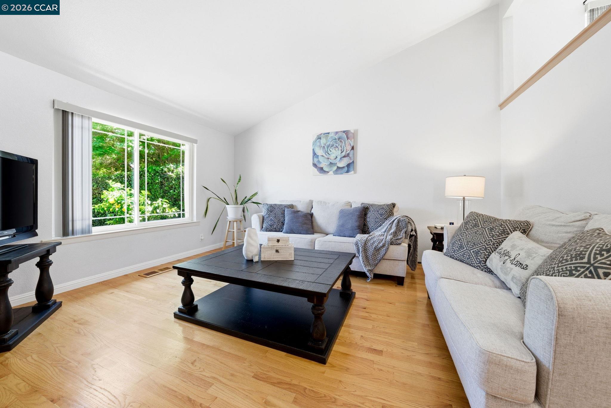 265 Toledo Ct, Vallejo CA 94591 — photo 2