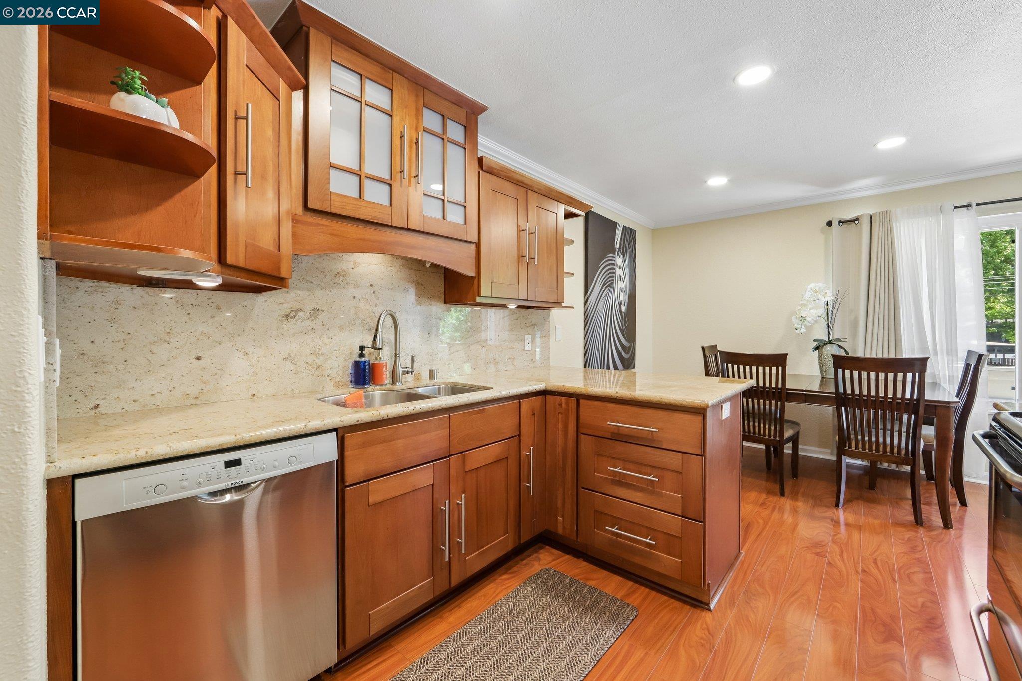 Photo #3: 41134473 Listing: Photo #3