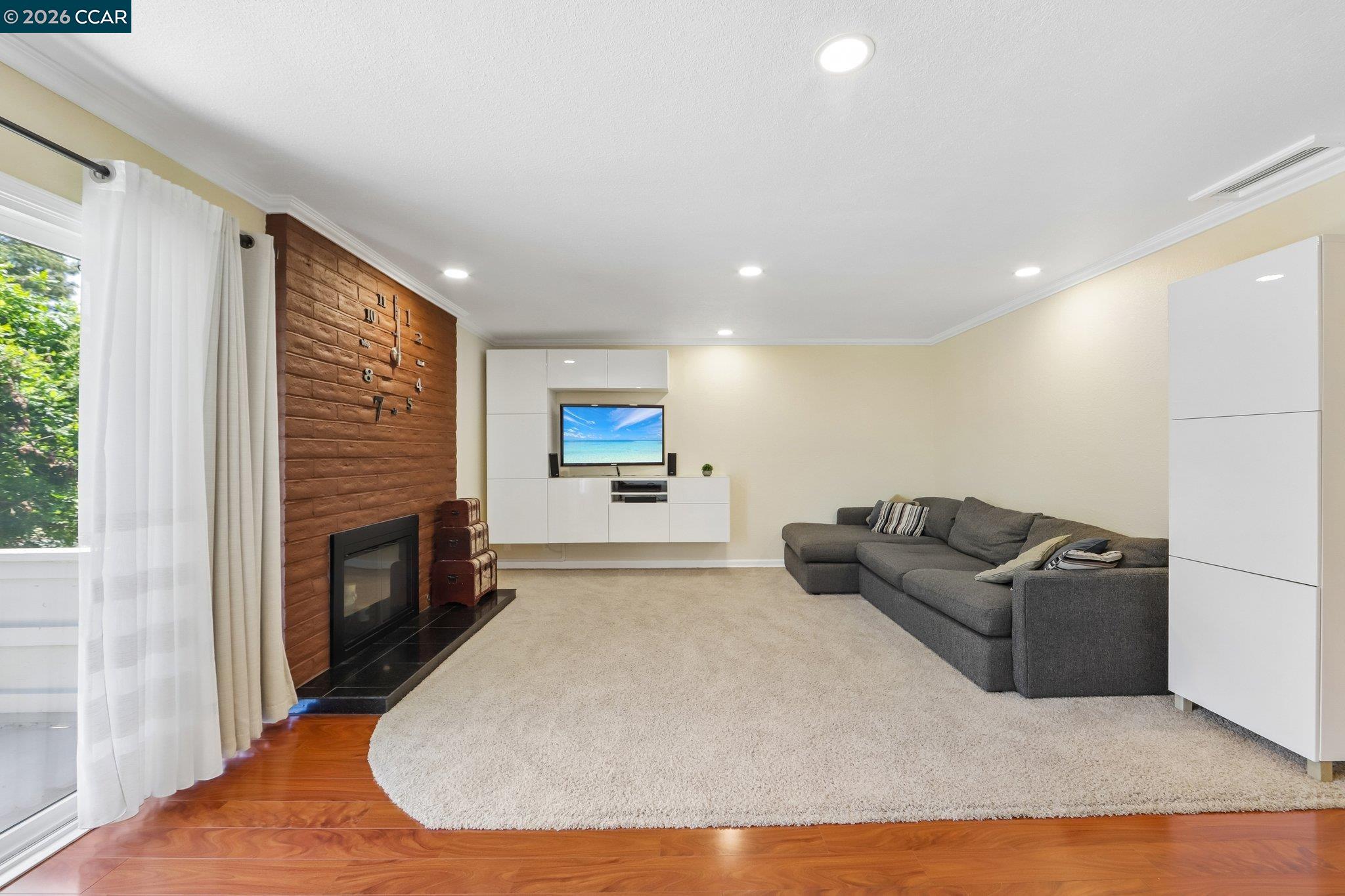 Photo #8: 41134473 Listing: Photo #8