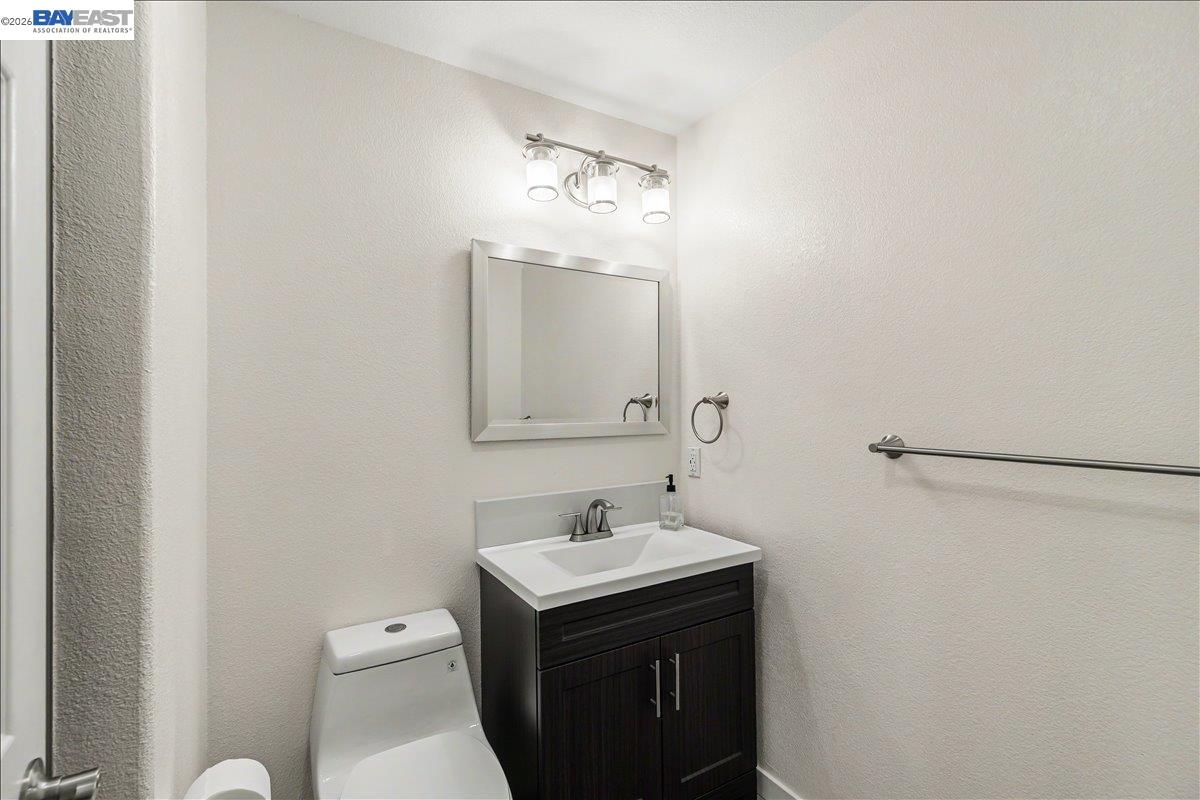 2449 Almanor Drive, Tracy CA 95304 — photo 31