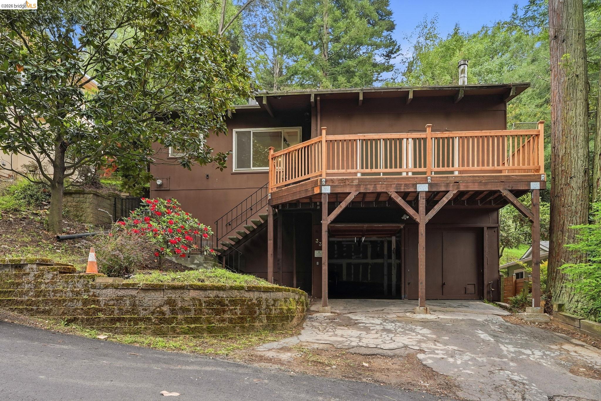 33 Eastwood Ct
