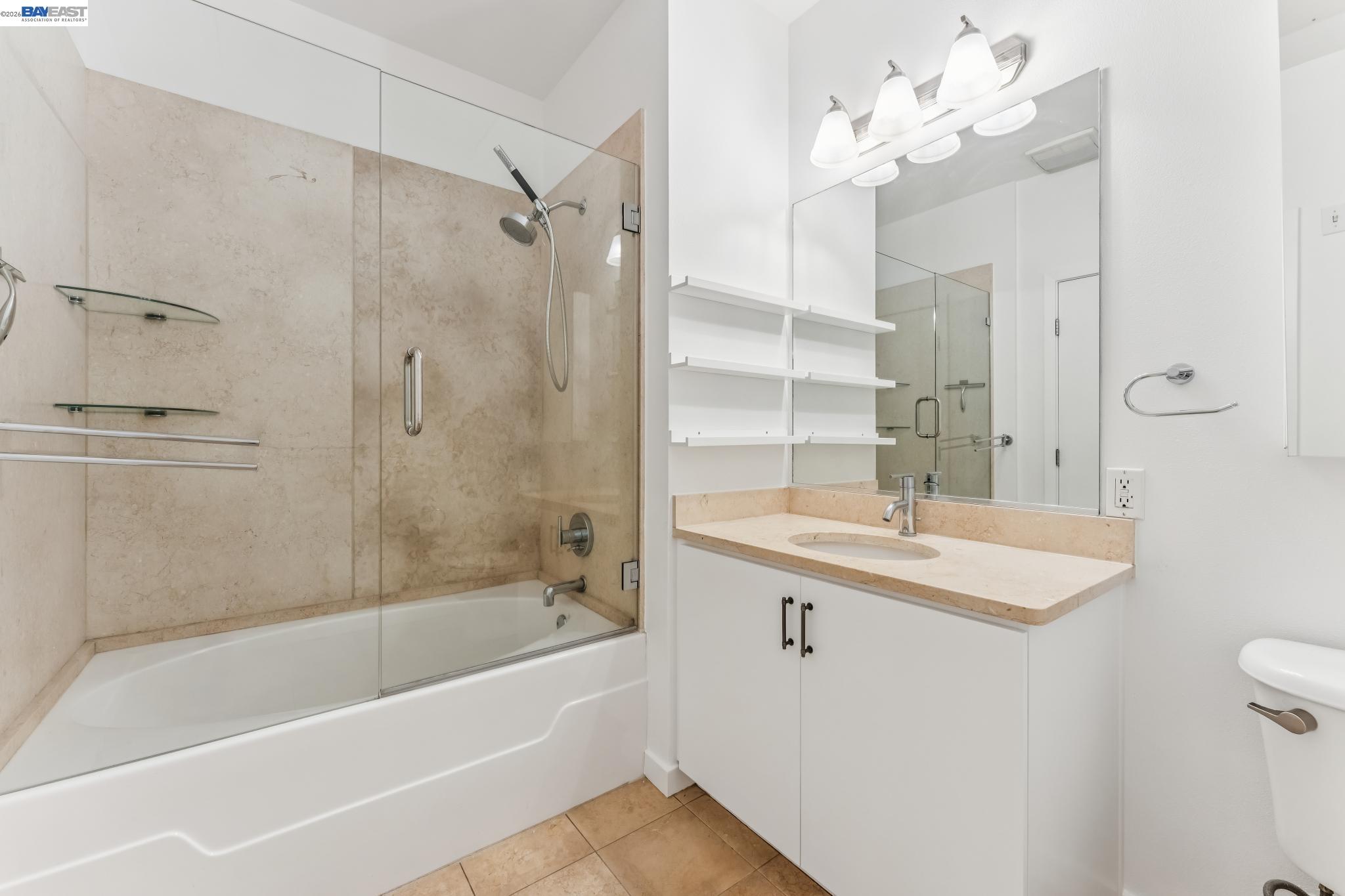 Photo #6: 41134510 Listing: Photo #6