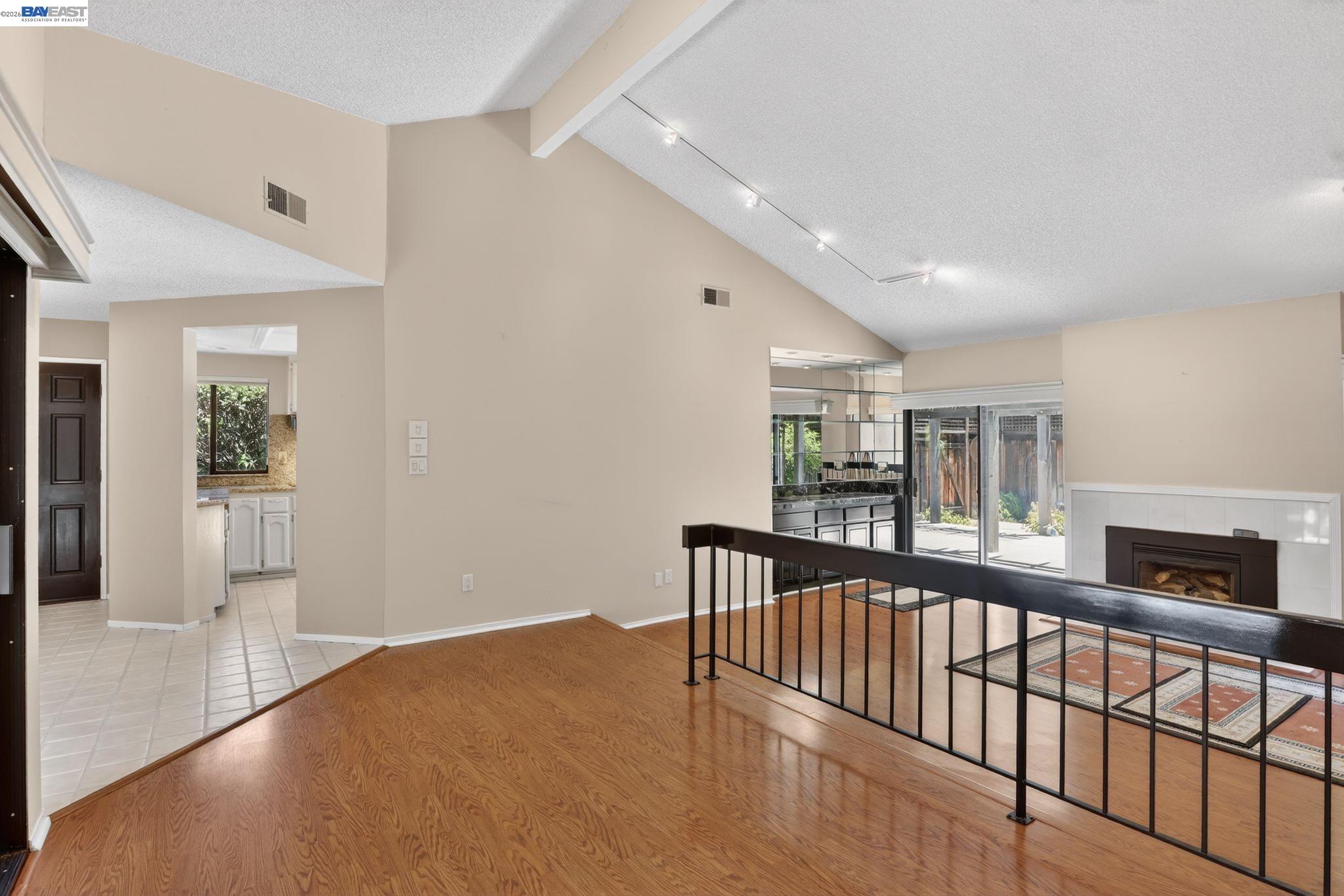 Photo #13: 41134562 Listing: Photo #13