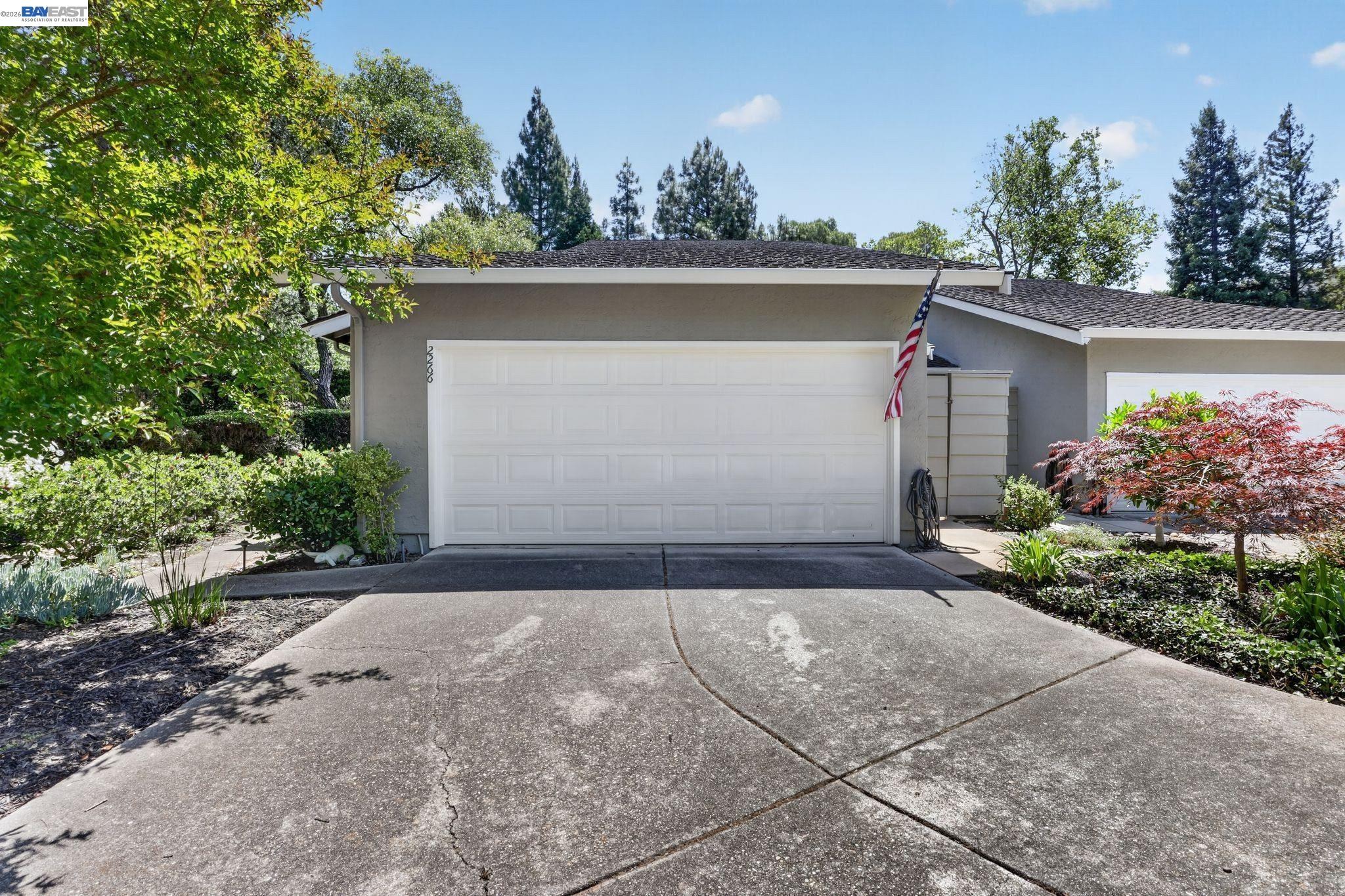 Photo #3: 41134562 Listing: Photo #3