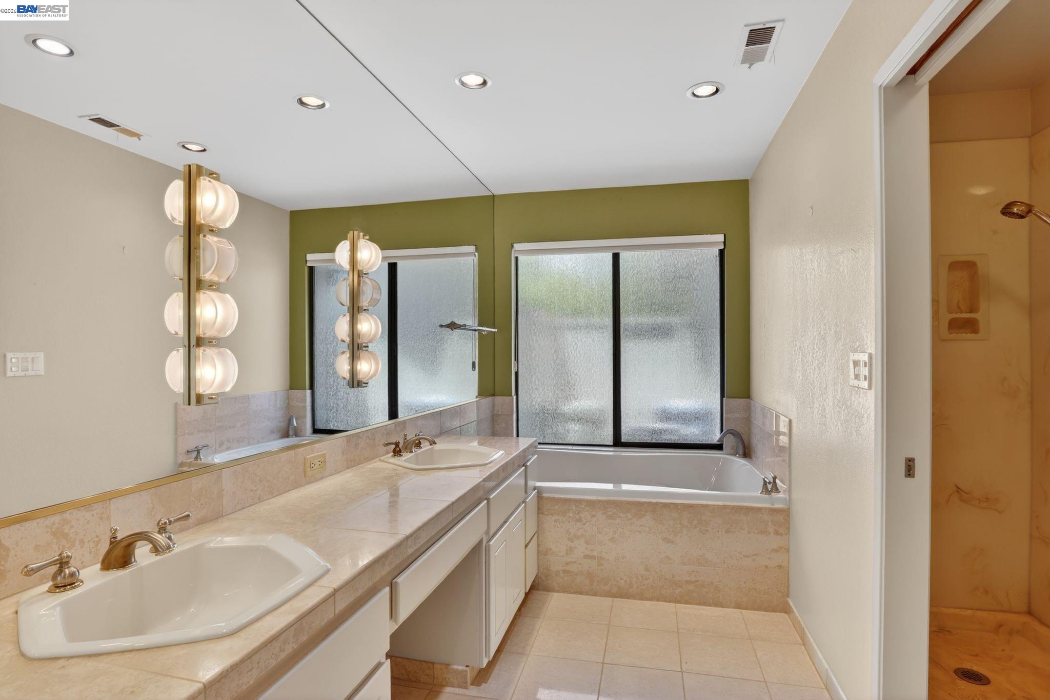 Photo #28: 41134562 Listing: Photo #28