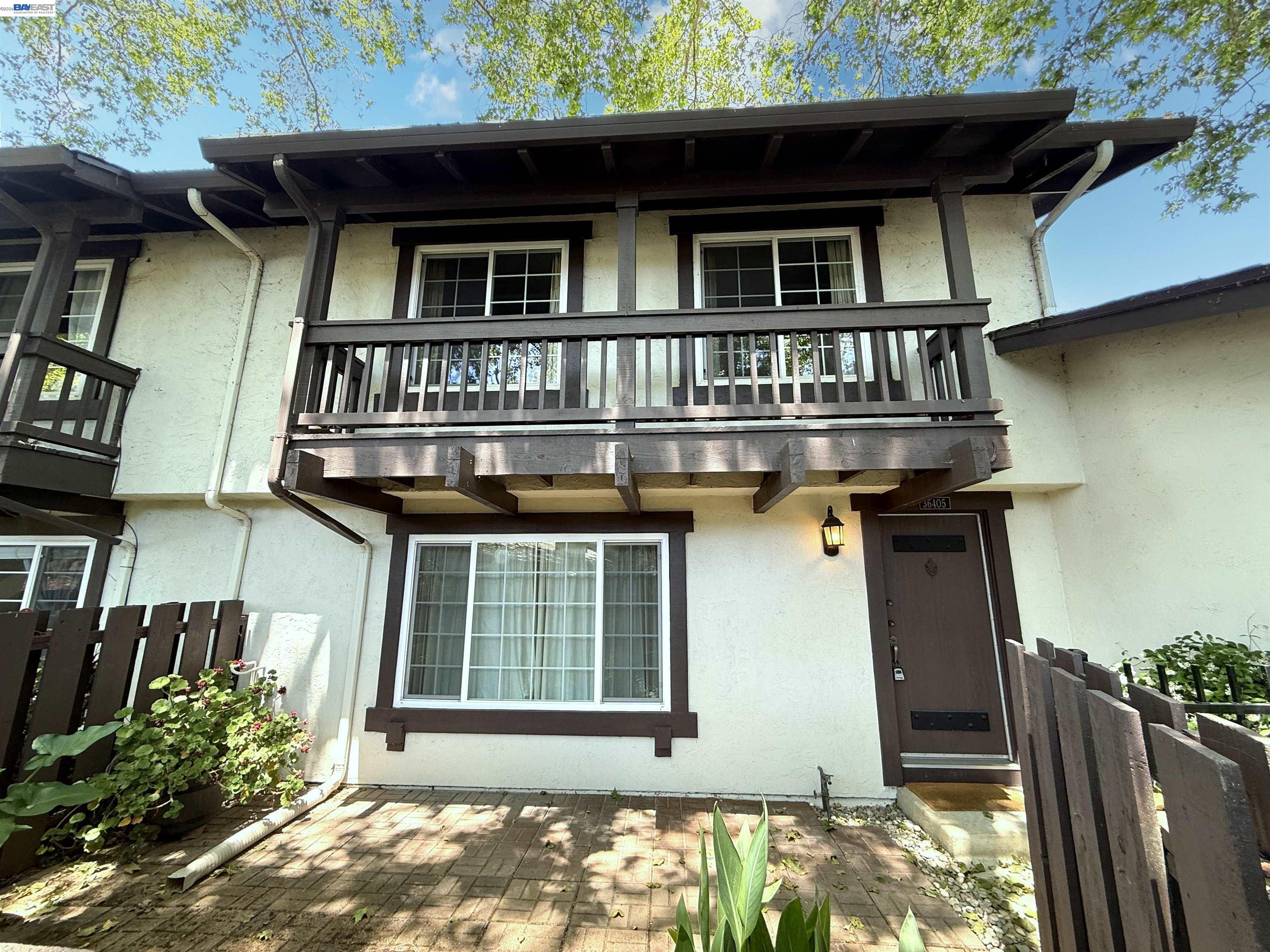 Photo #2: 41134572 Listing: Photo #2
