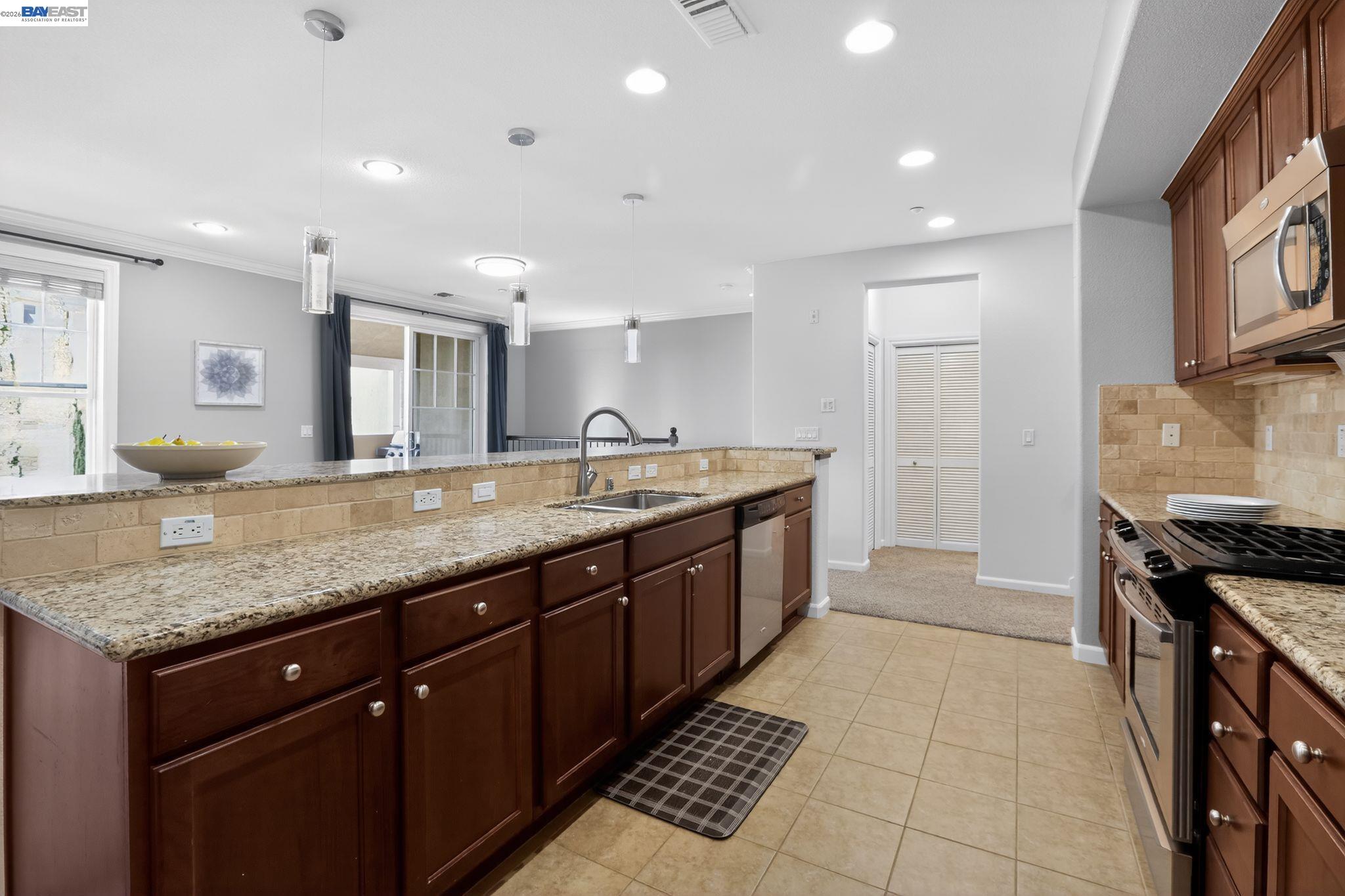 Photo #12: 41134615 Listing: Photo #12