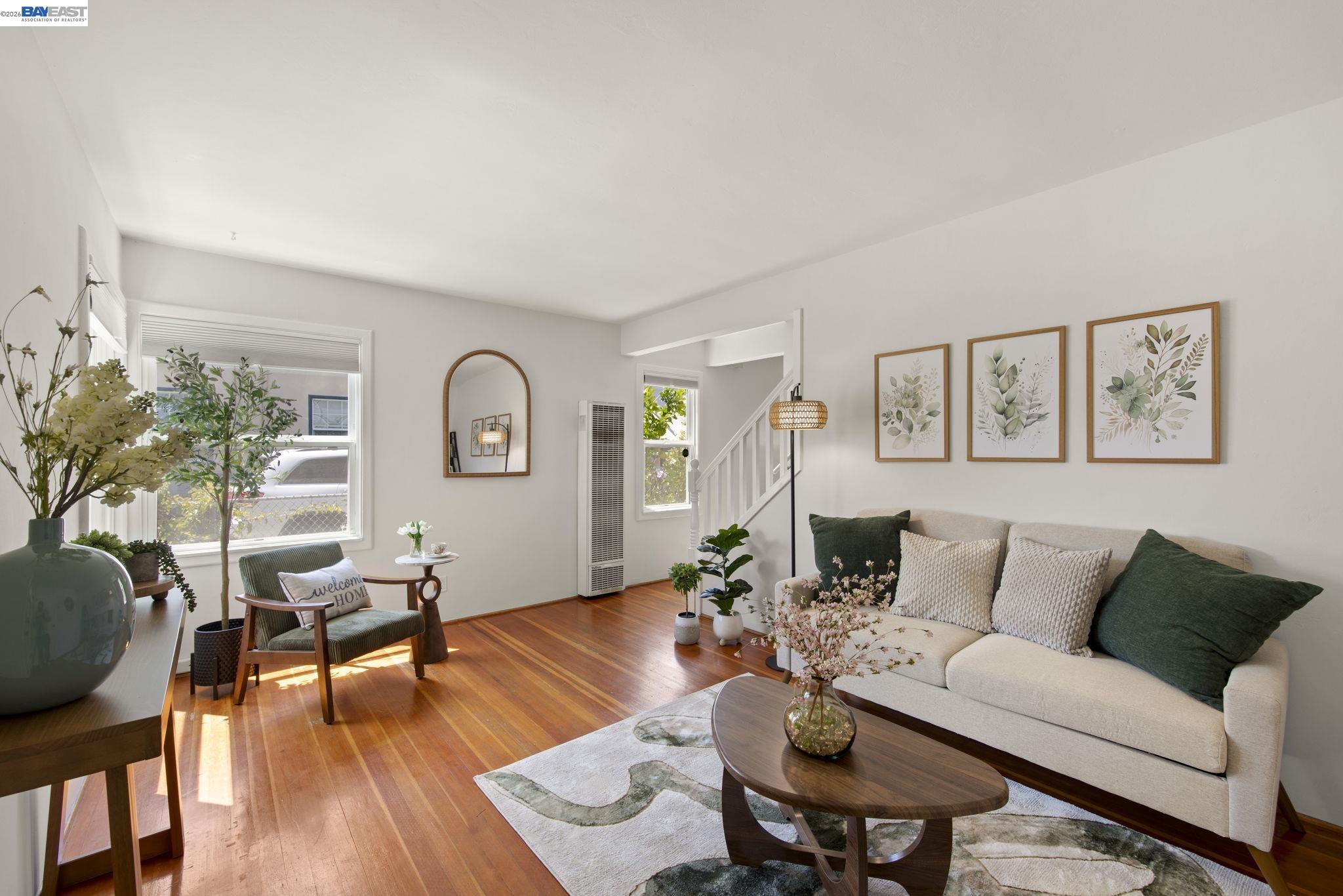 Photo #2: 41134618 Listing: Photo #2