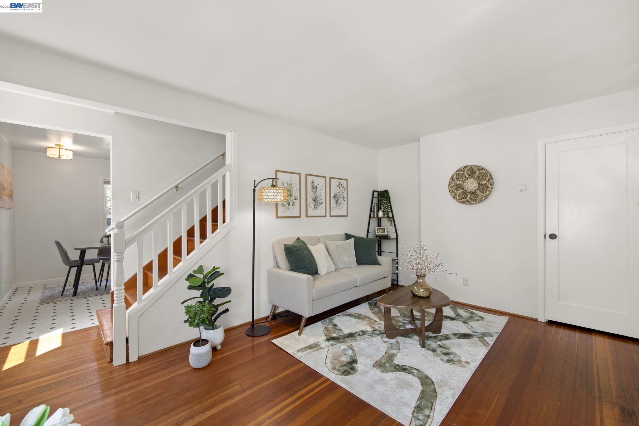 Photo #4: 41134618 Listing: Photo #4