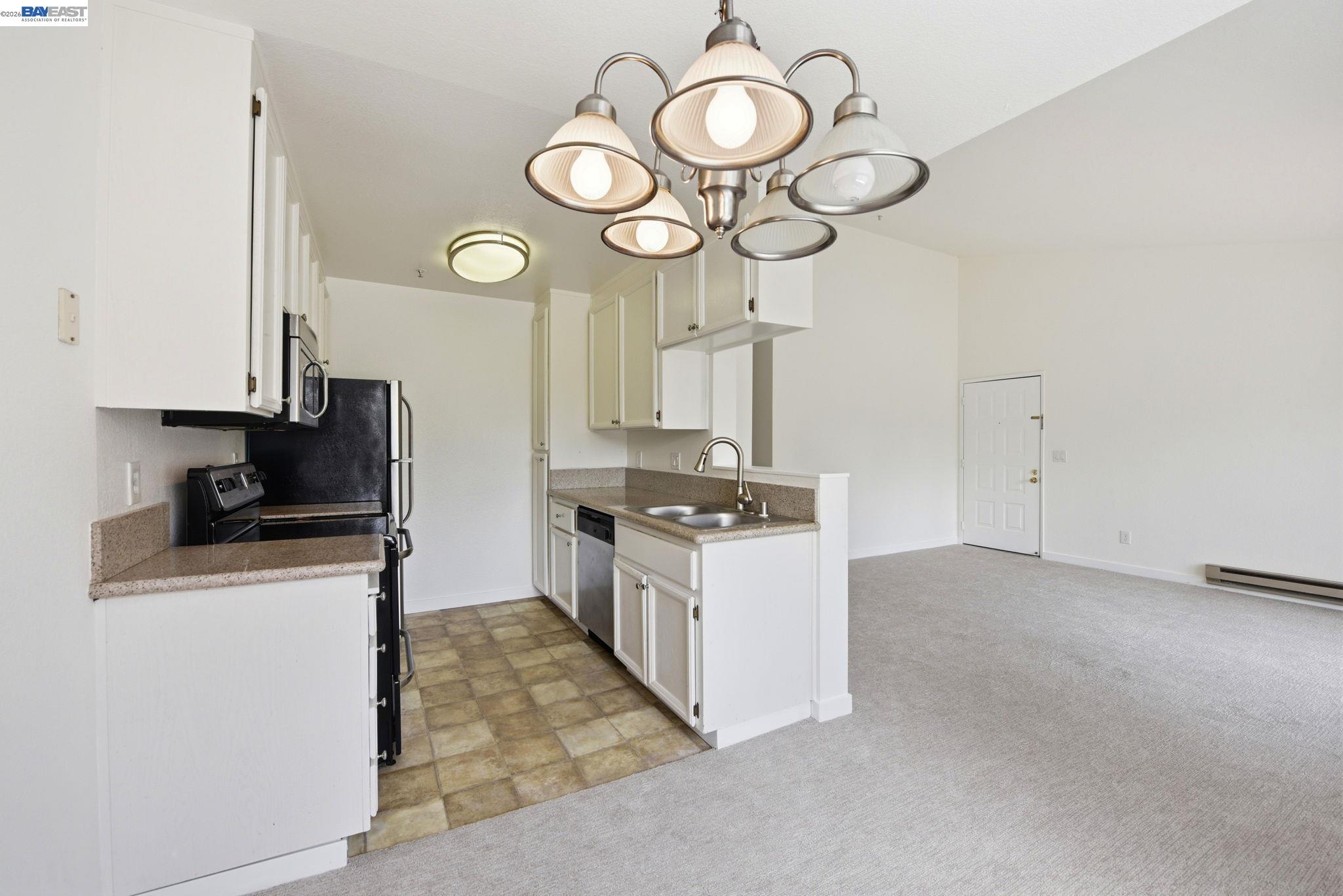 Photo #7: 41134624 Listing: Photo #7