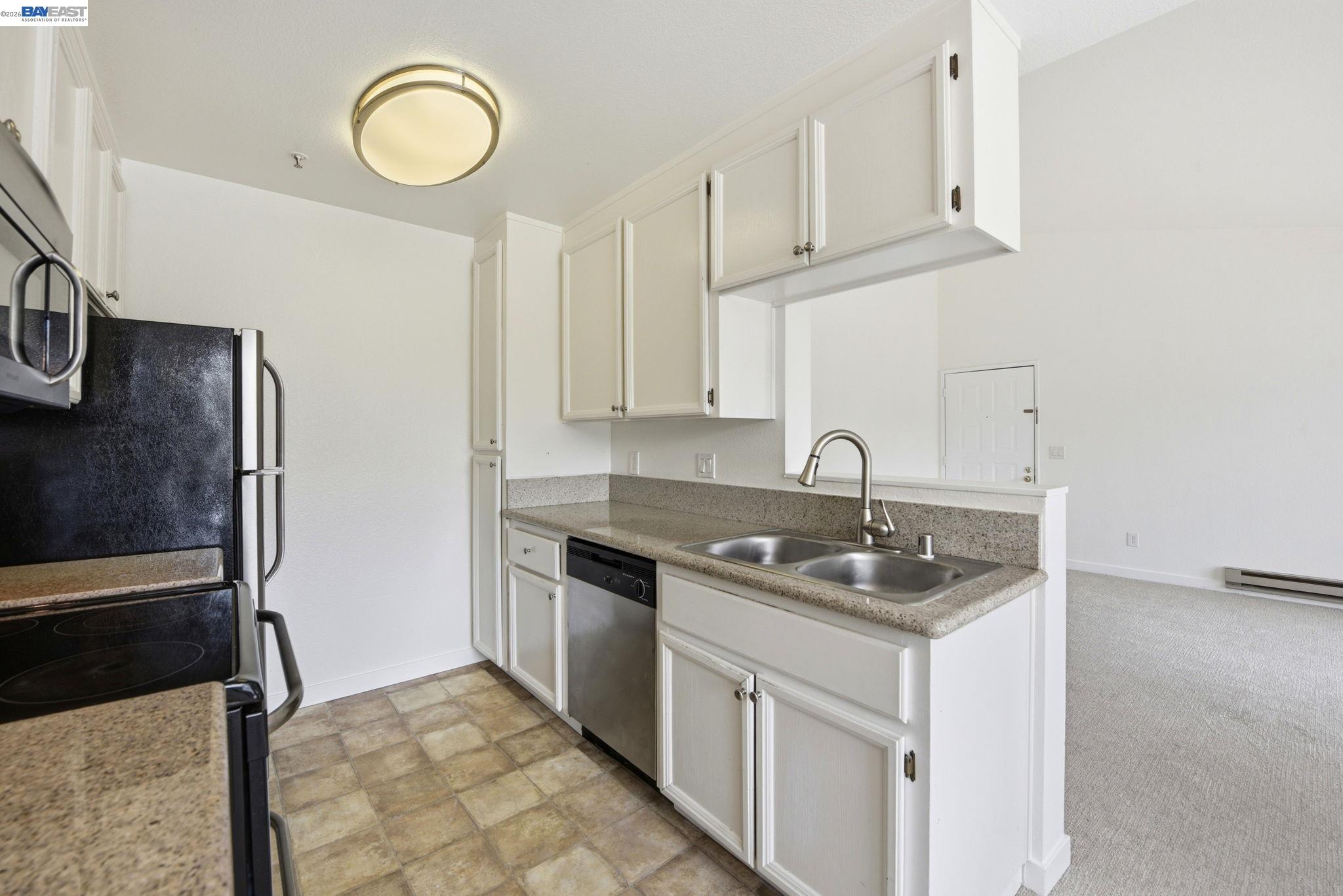 Photo #9: 41134624 Listing: Photo #9
