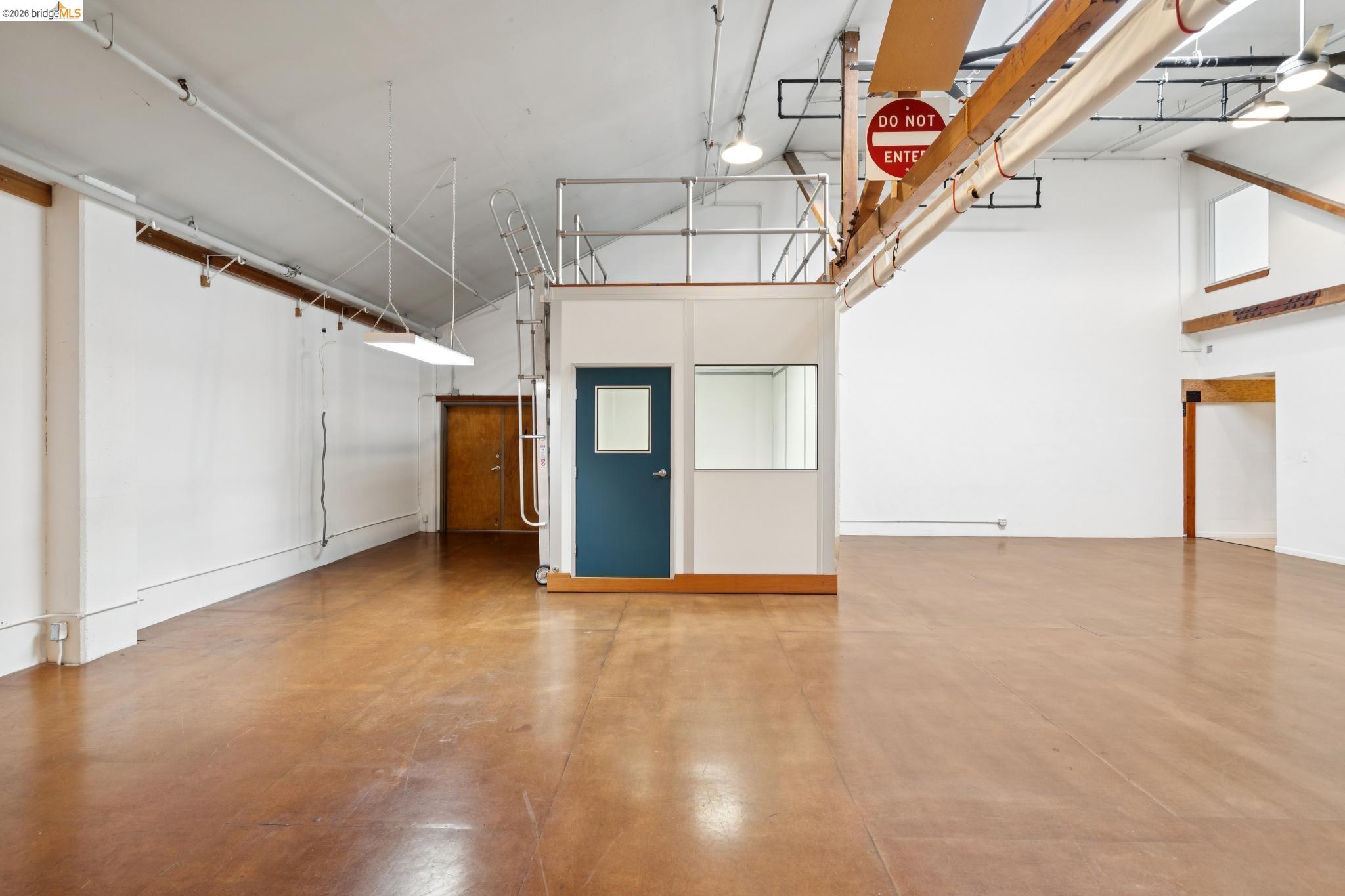Photo #17: 41134625 Listing: Photo #17