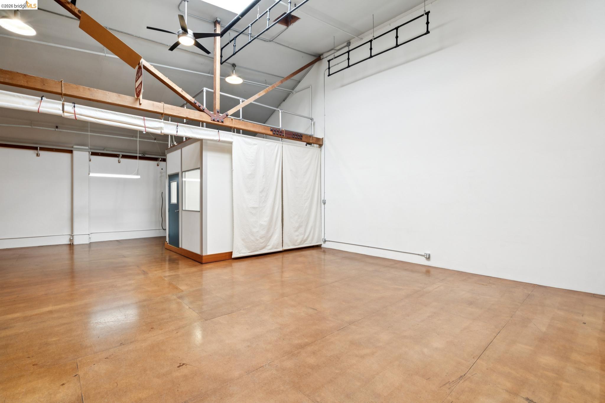 Photo #18: 41134625 Listing: Photo #18