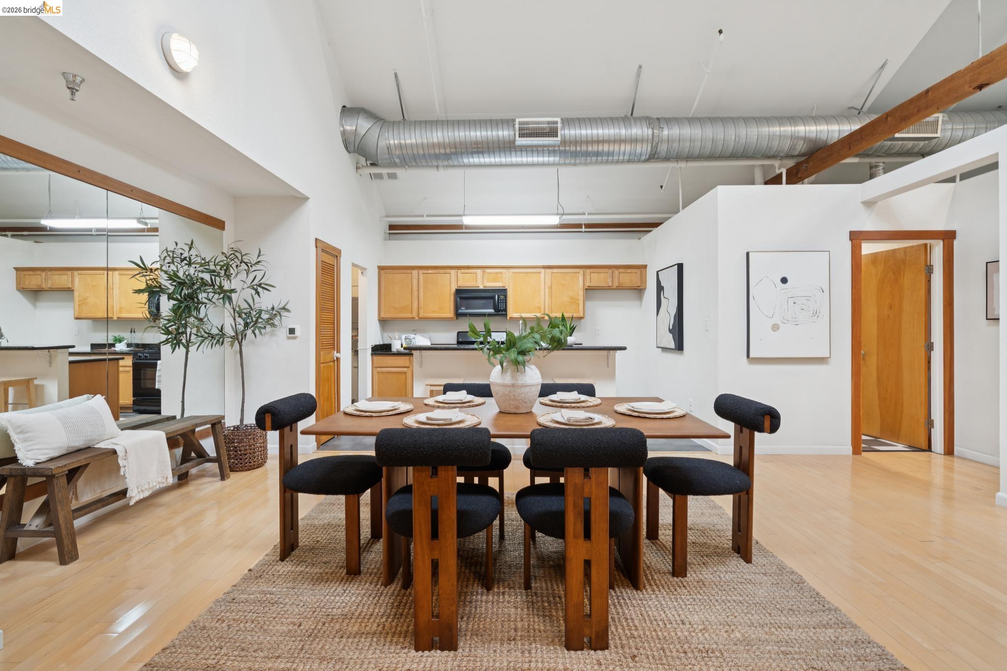 Photo #5: 41134625 Listing: Photo #5