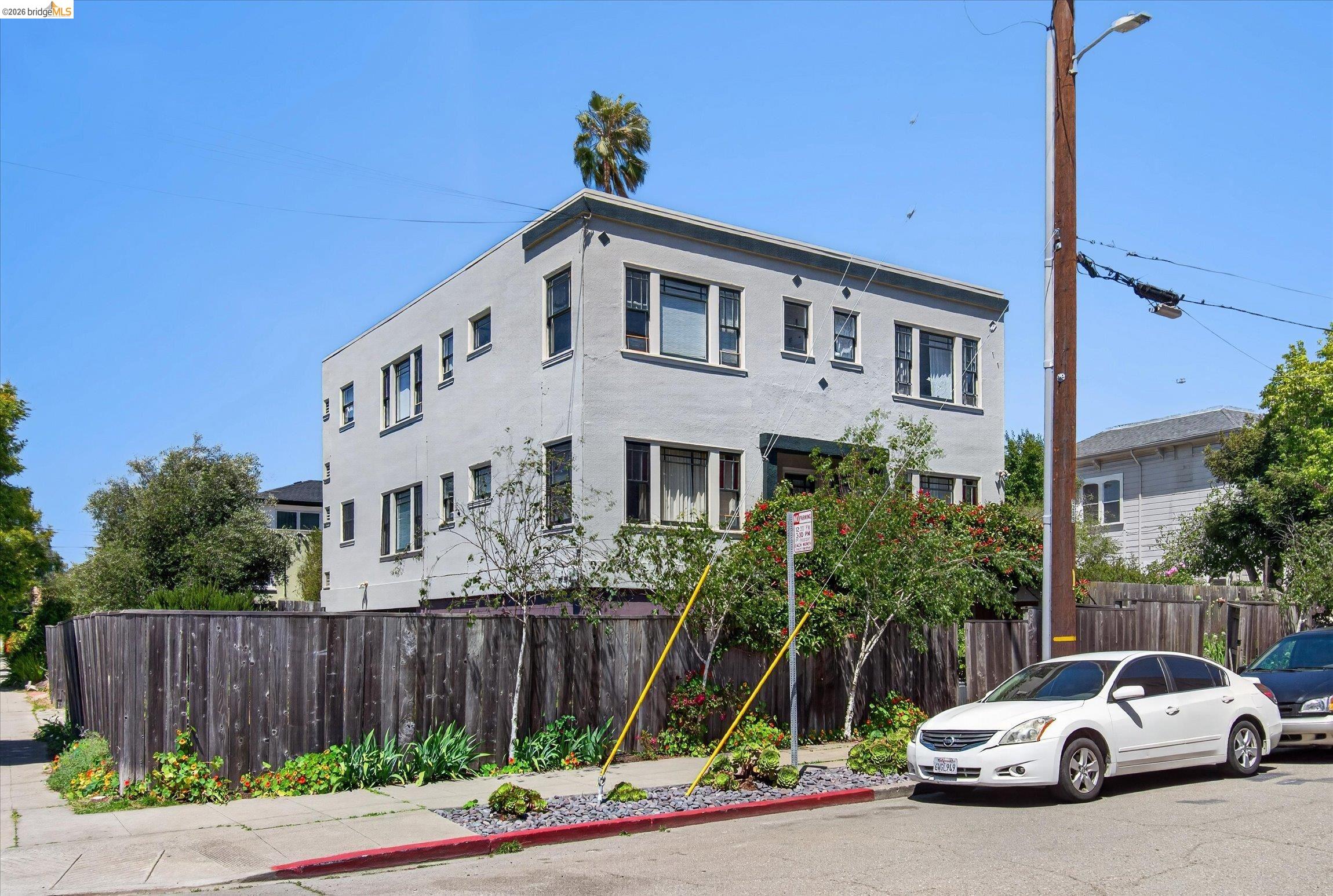 Front Image Thumbnail for EB41134640