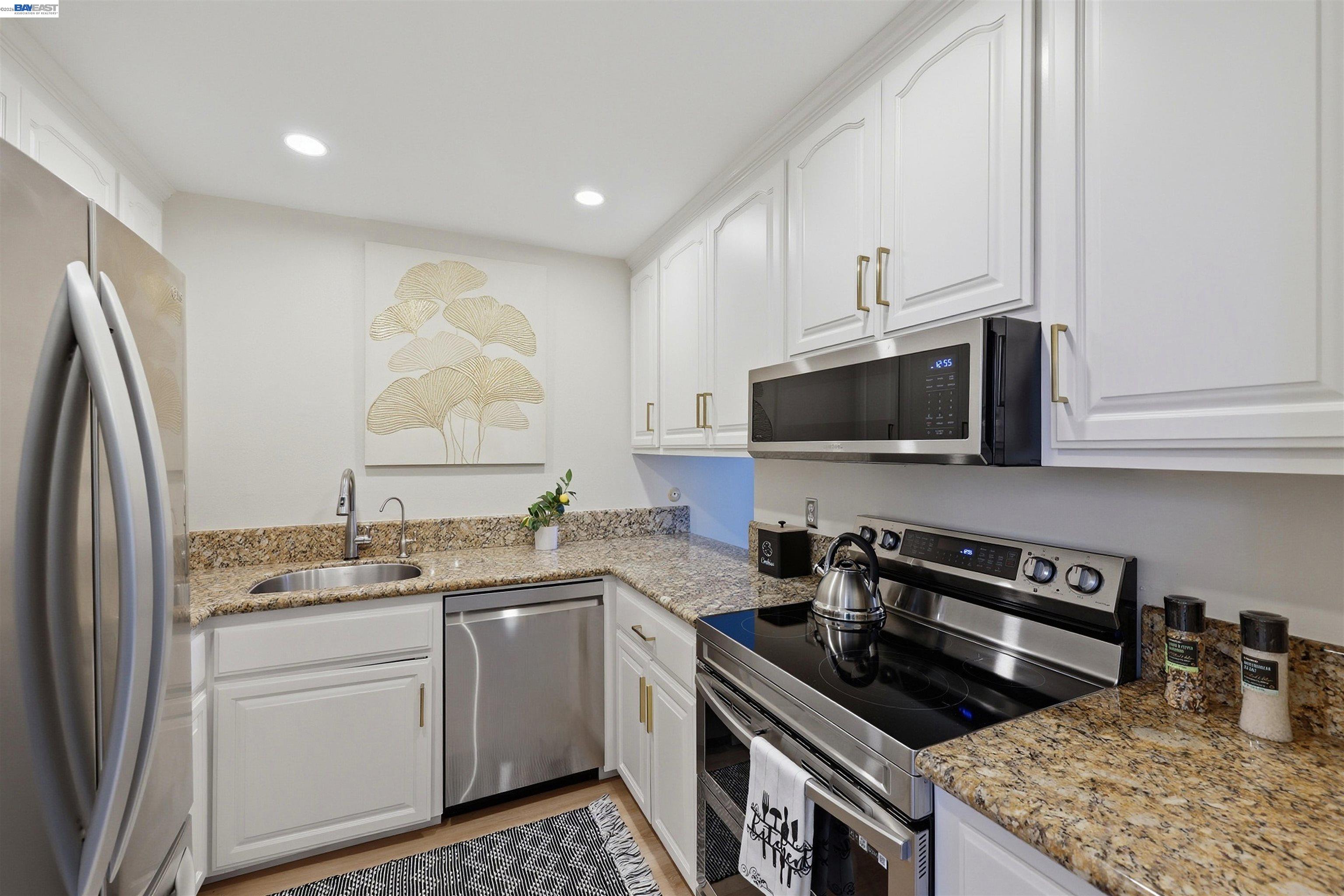 Photo #4: 41134641 Listing: Photo #4