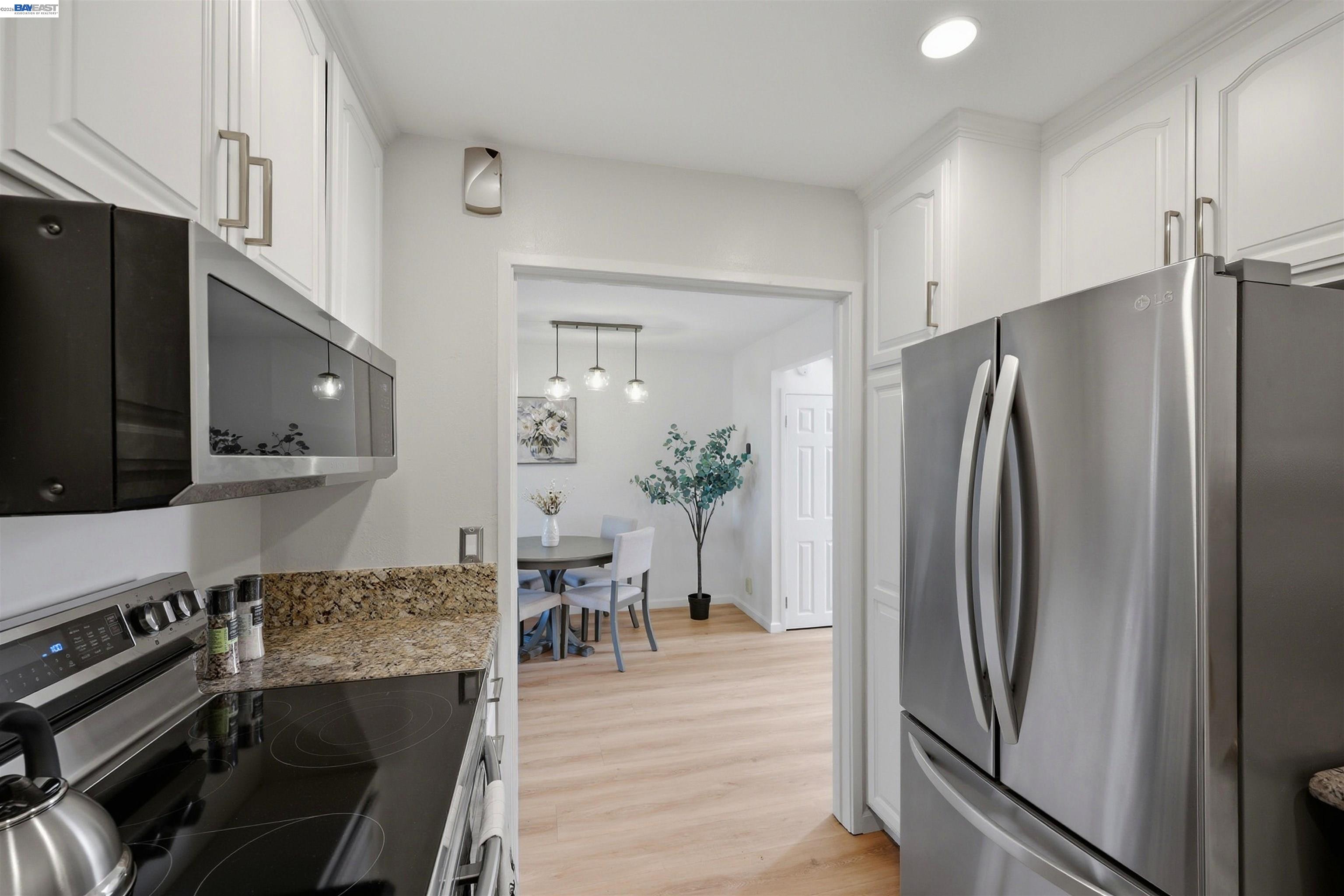 Photo #6: 41134641 Listing: Photo #6