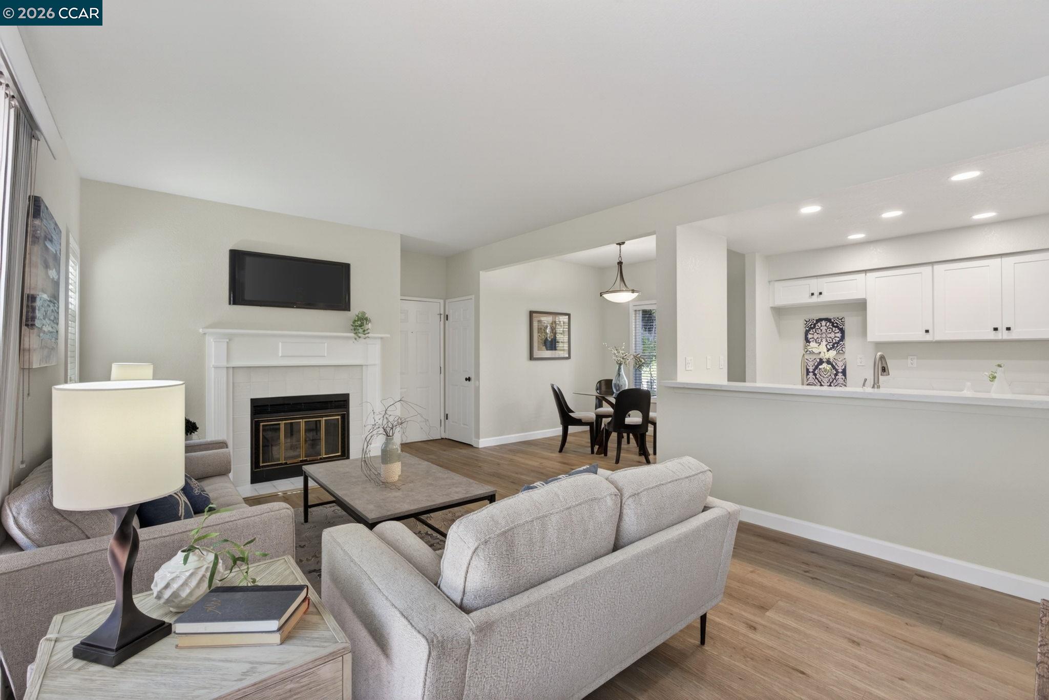 Photo #15: 41134661 Listing: Photo #15