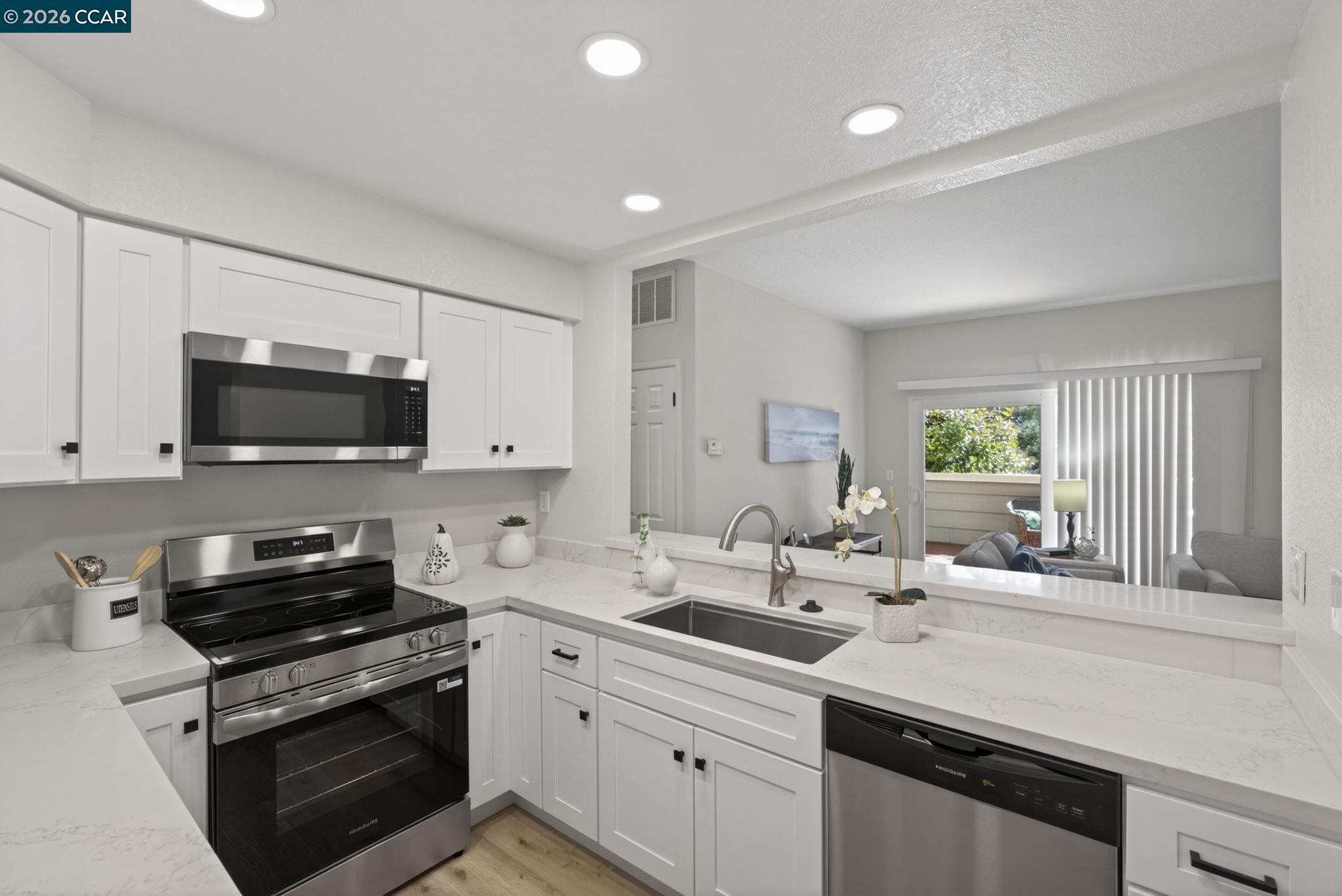 Photo #24: 41134661 Listing: Photo #24