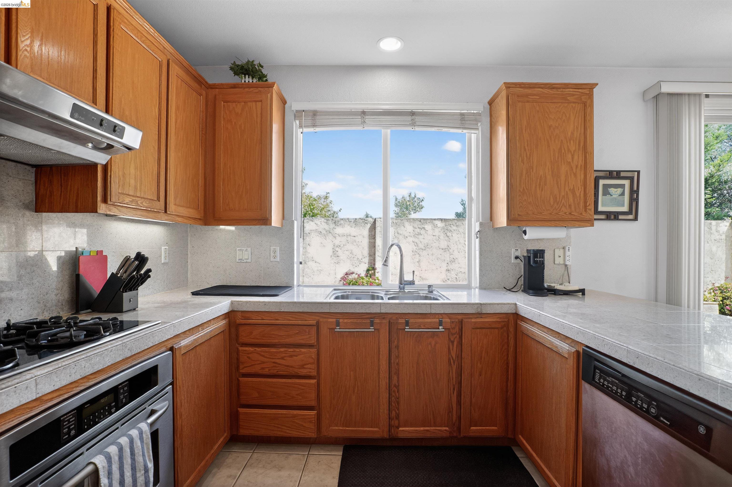 1221 Andrea way, Vallejo CA 94591 — photo 8
