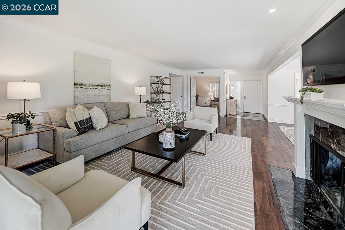 Photo #3: 41134715 Listing: Photo #3