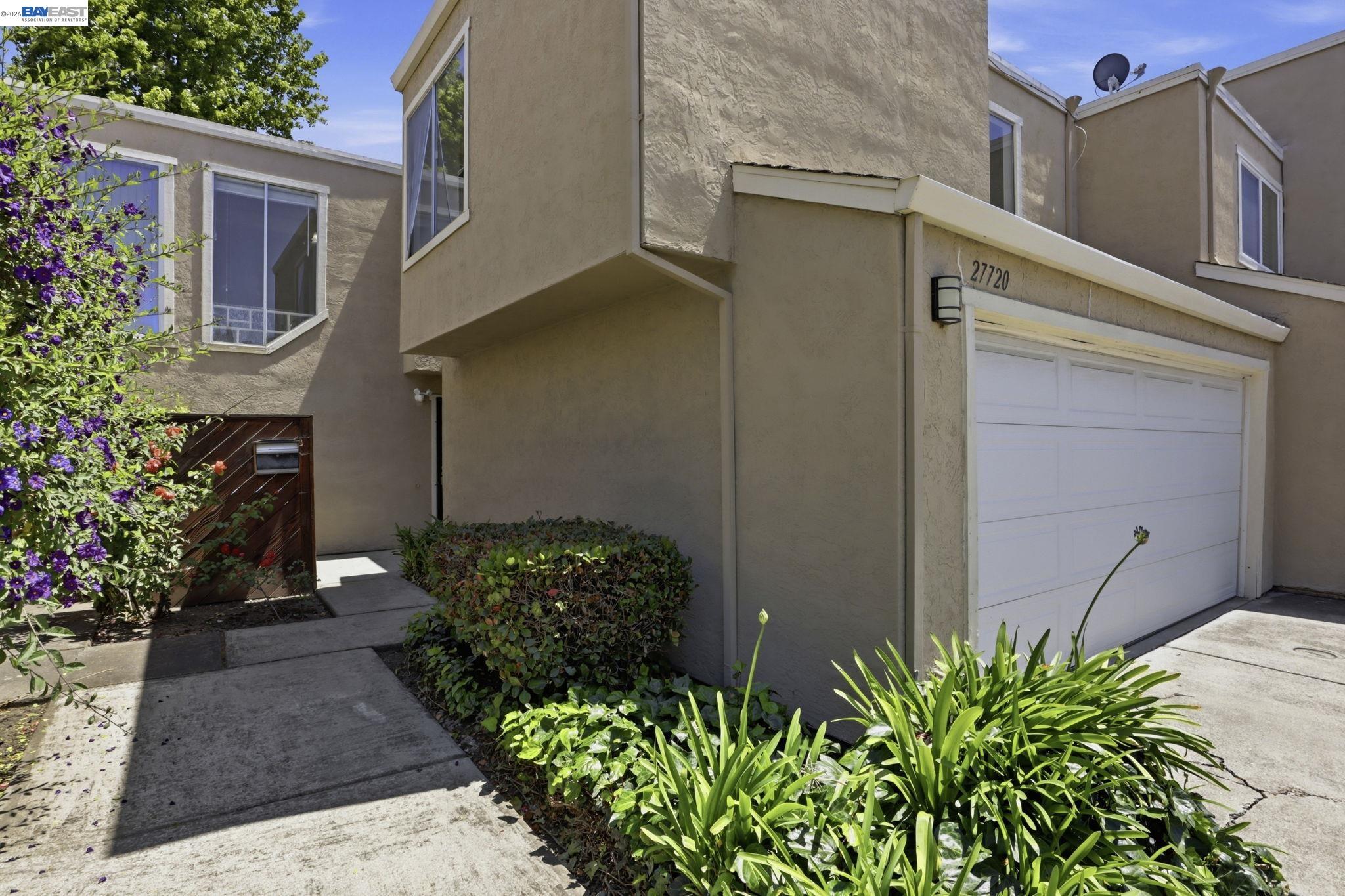 Photo #2: 41134720 Listing: Photo #2