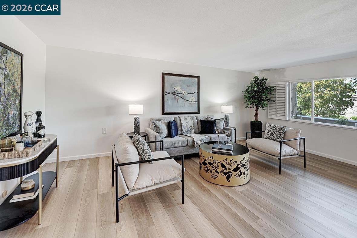 Photo #6: 41134733 Listing: Photo #6