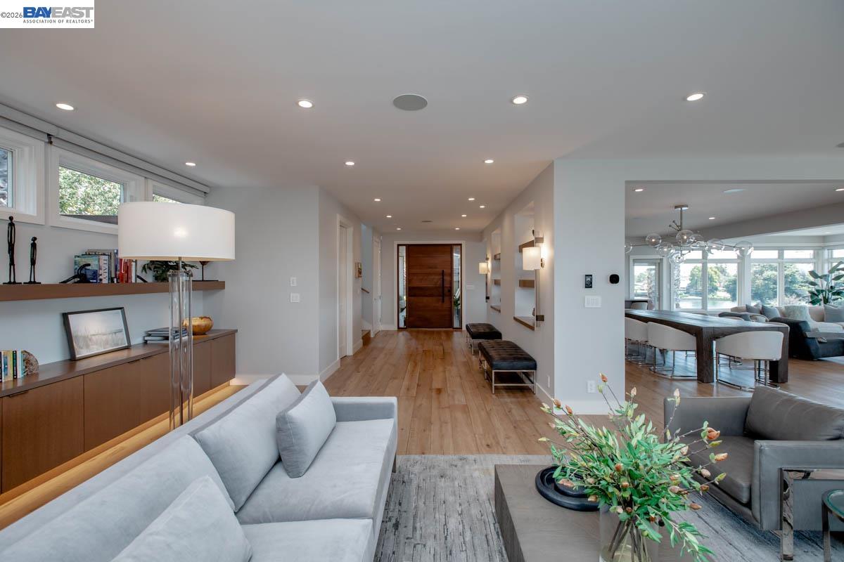 1235 Hawthorne St, Alameda CA 94501 — photo 31