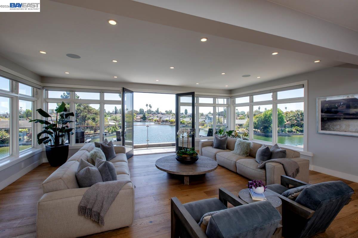 1235 Hawthorne St, Alameda CA 94501 — photo 43
