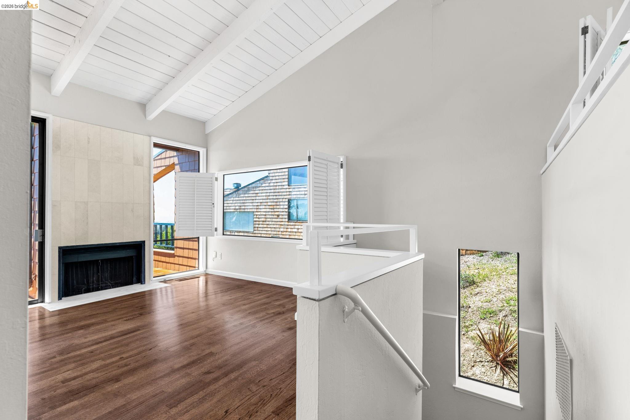 Photo #3: 41134744 Listing: Photo #3