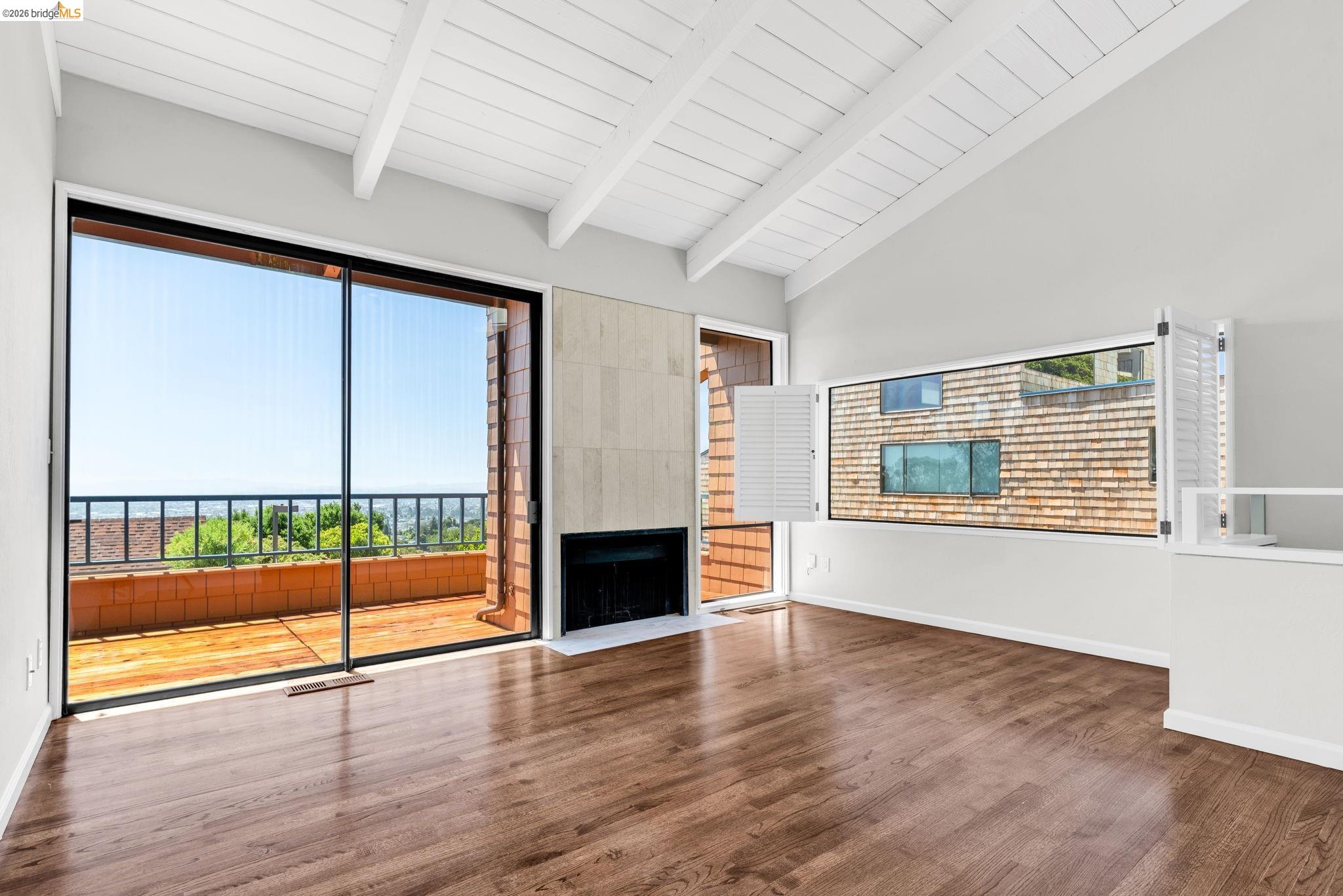 Photo #4: 41134744 Listing: Photo #4