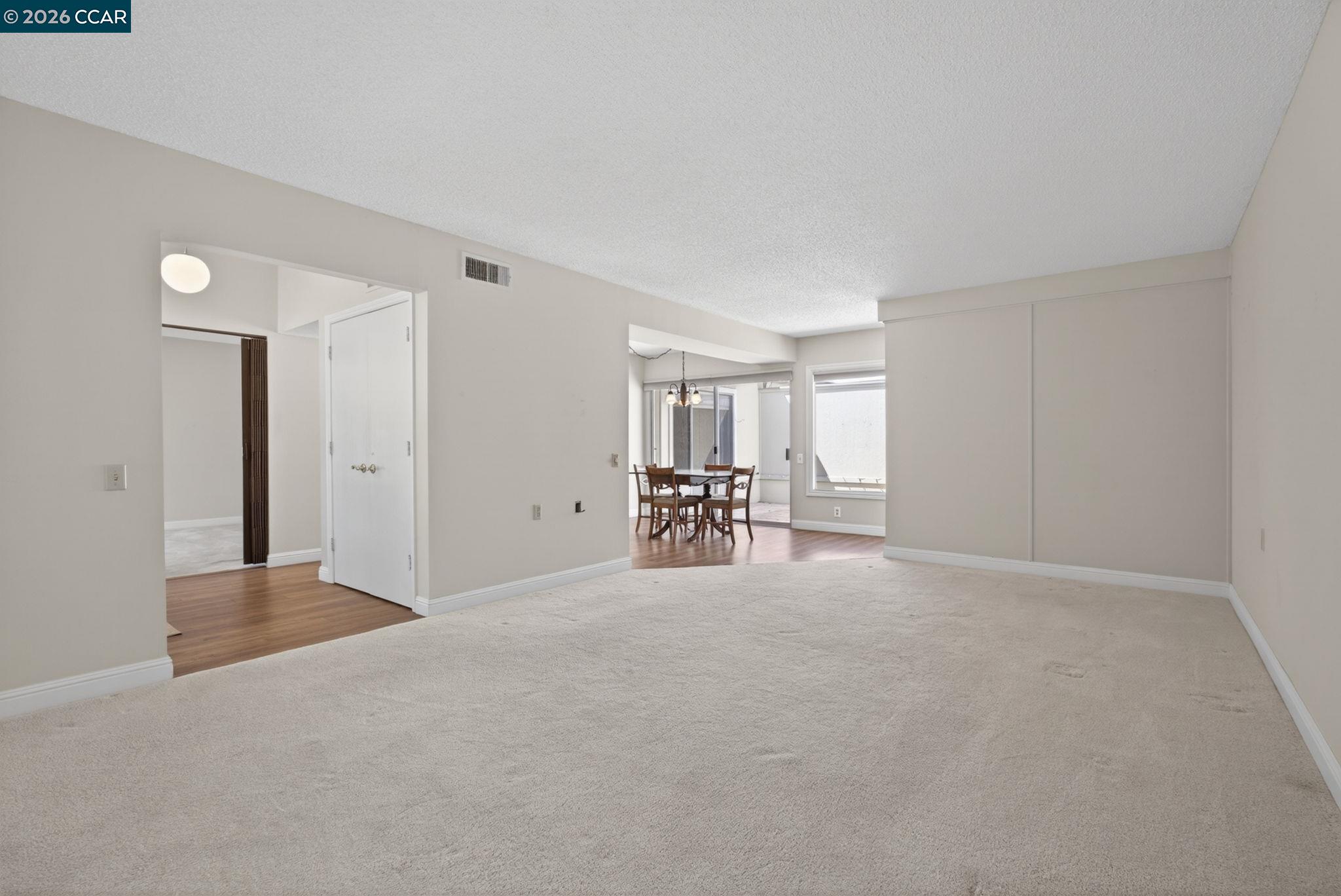 Photo #11: 41134756 Listing: Photo #11